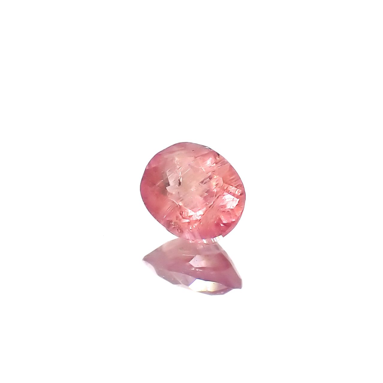 ペツォッタイト(ラズベリル)(宝石名ペツォッタイト)マダガスカル産 0.16ct 識別済[240226157]3.8x3.1mm前後