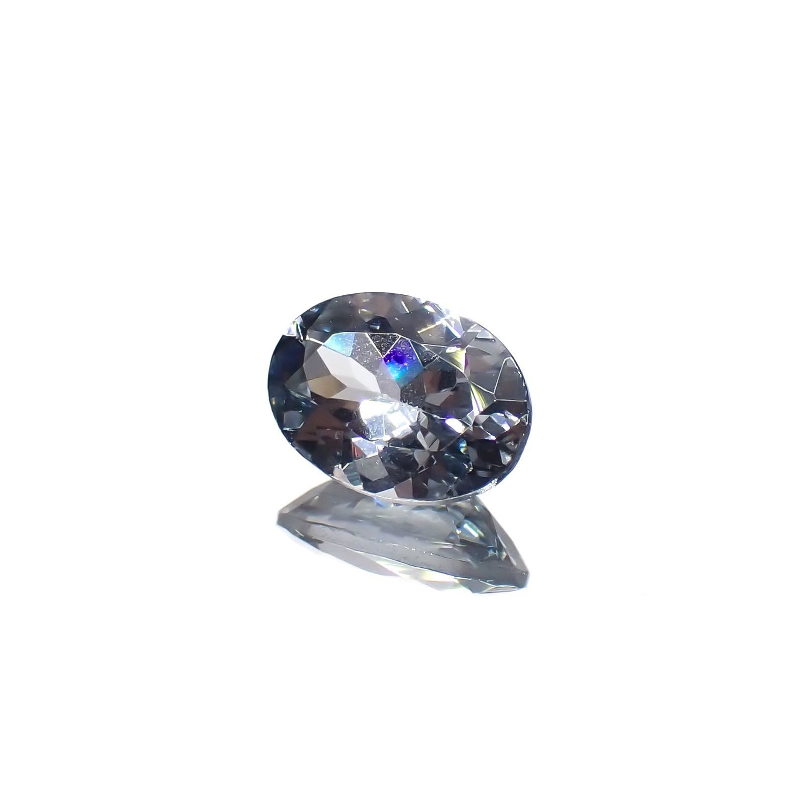 グレースピネル タンザニア産 0.89ct / 6.9x5.1mm前後 [251021547]