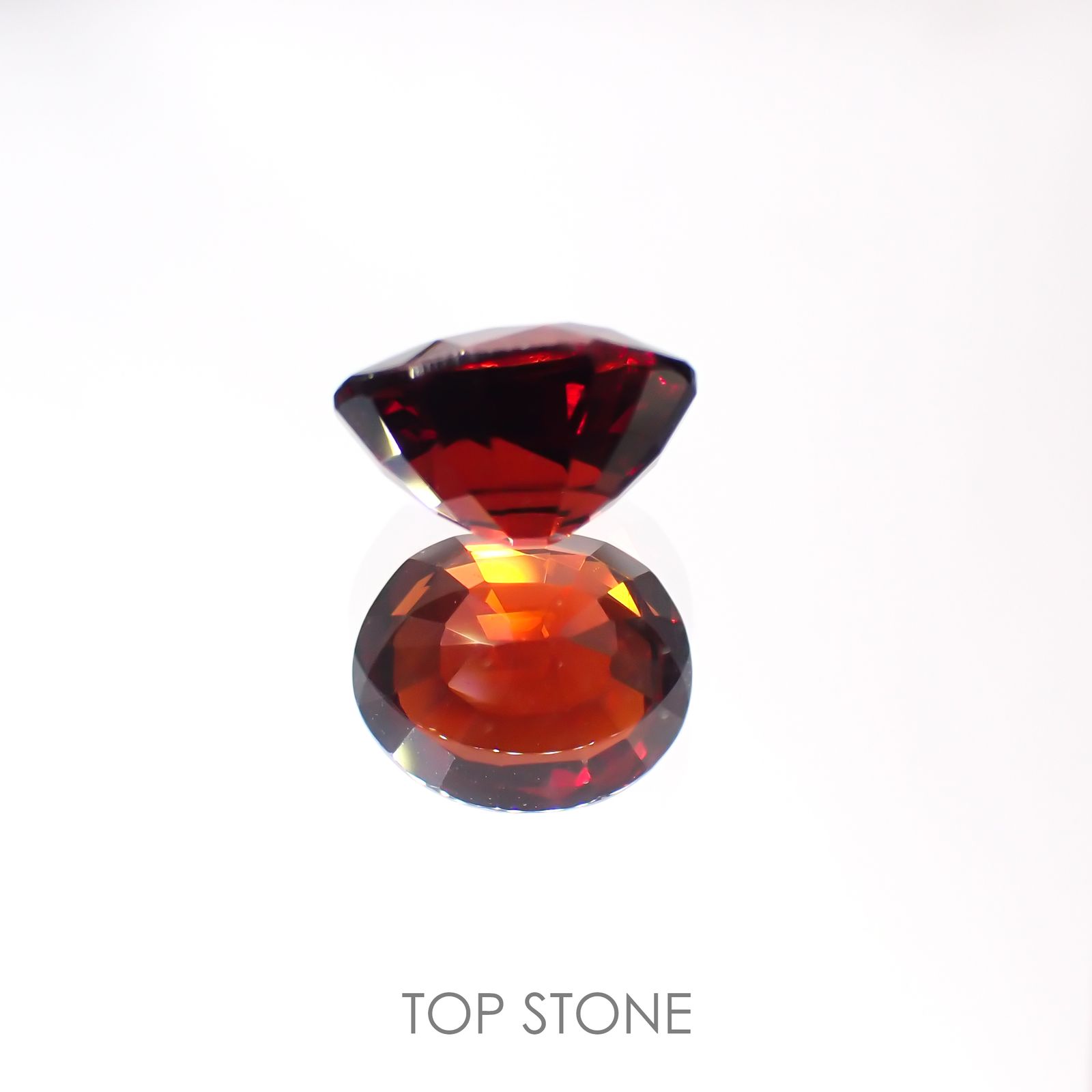 スペサルティン アルマンディン ガーネット(宝石名スペサルティン アルマンディン・ガーネット)ブラジル産 2.15ct 識別済[220113840]7.9x6.6mm前後