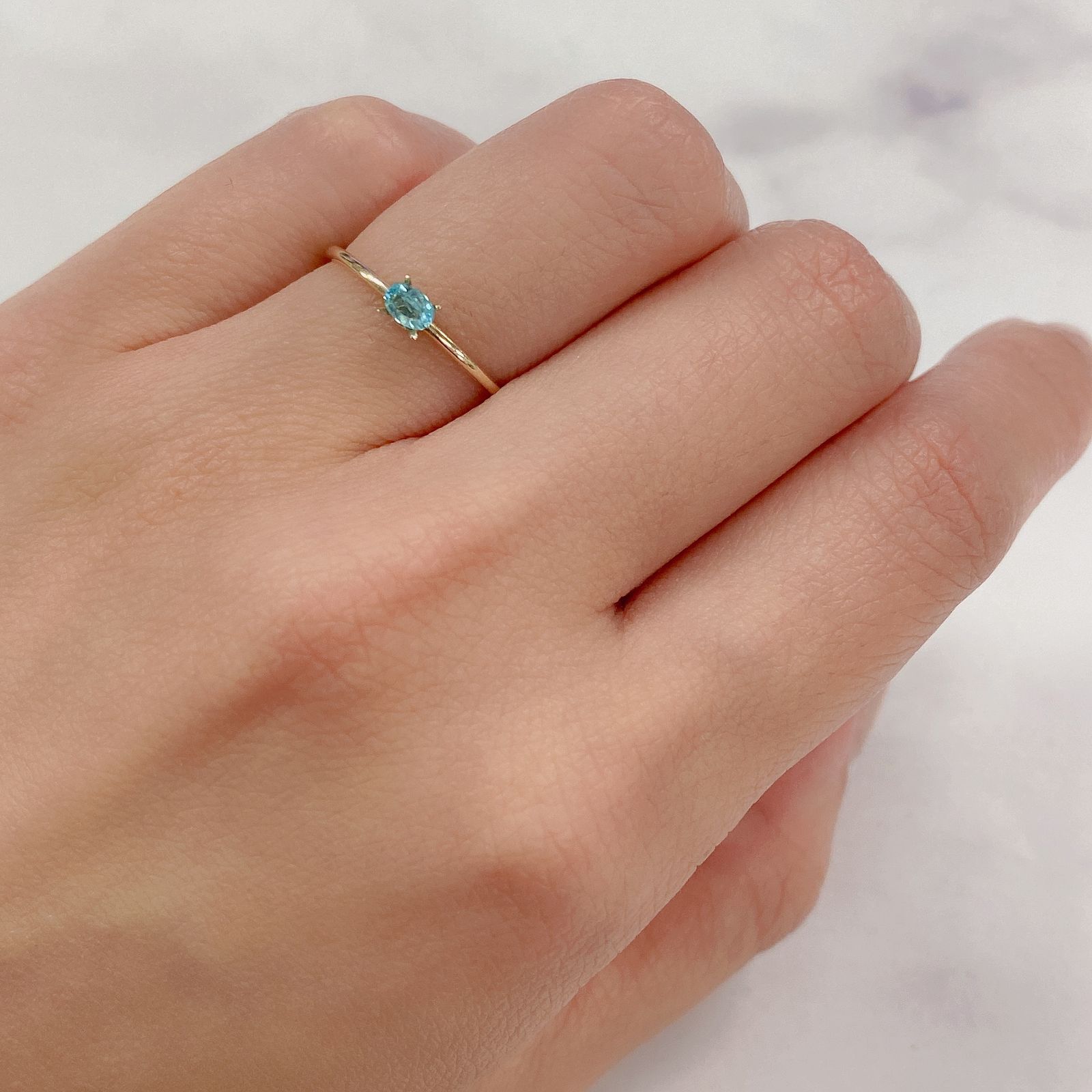 パライバトルマリン(宝石名トルマリン/別名パライバ・トルマリン) ブラジル・パライバ州バターリャ鉱山産 0.12ct 識別済[20096237]3.7×2.5mm前後