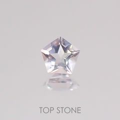 <ランダムセレクト1個販売> ◇ペンタゴンカット◇ローズクォーツSA(宝石名ローズ・クォーツ) ブラジル産 0.22ct前後 識別済[210310179]4×4.2mm前後