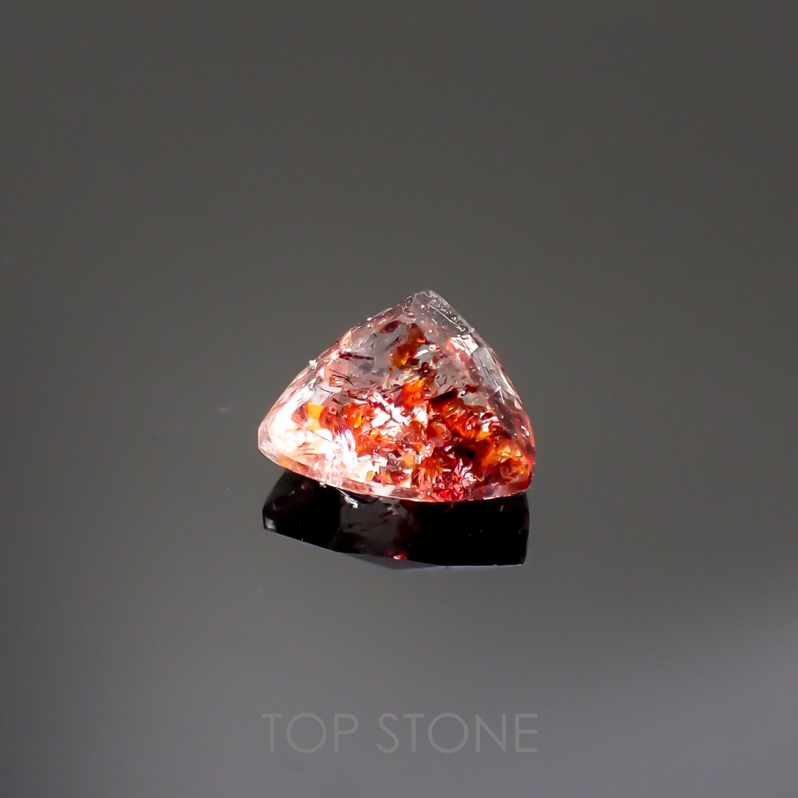 ファイヤークォーツ ナイジェリア産 1.44ct[220114743]7.8x7.5mm前後