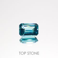 ブルーグリーンアパタイト(宝石名アパタイト)マダガスカル産 0.53ct 識別済[220616660]5.7x3.8mm前後