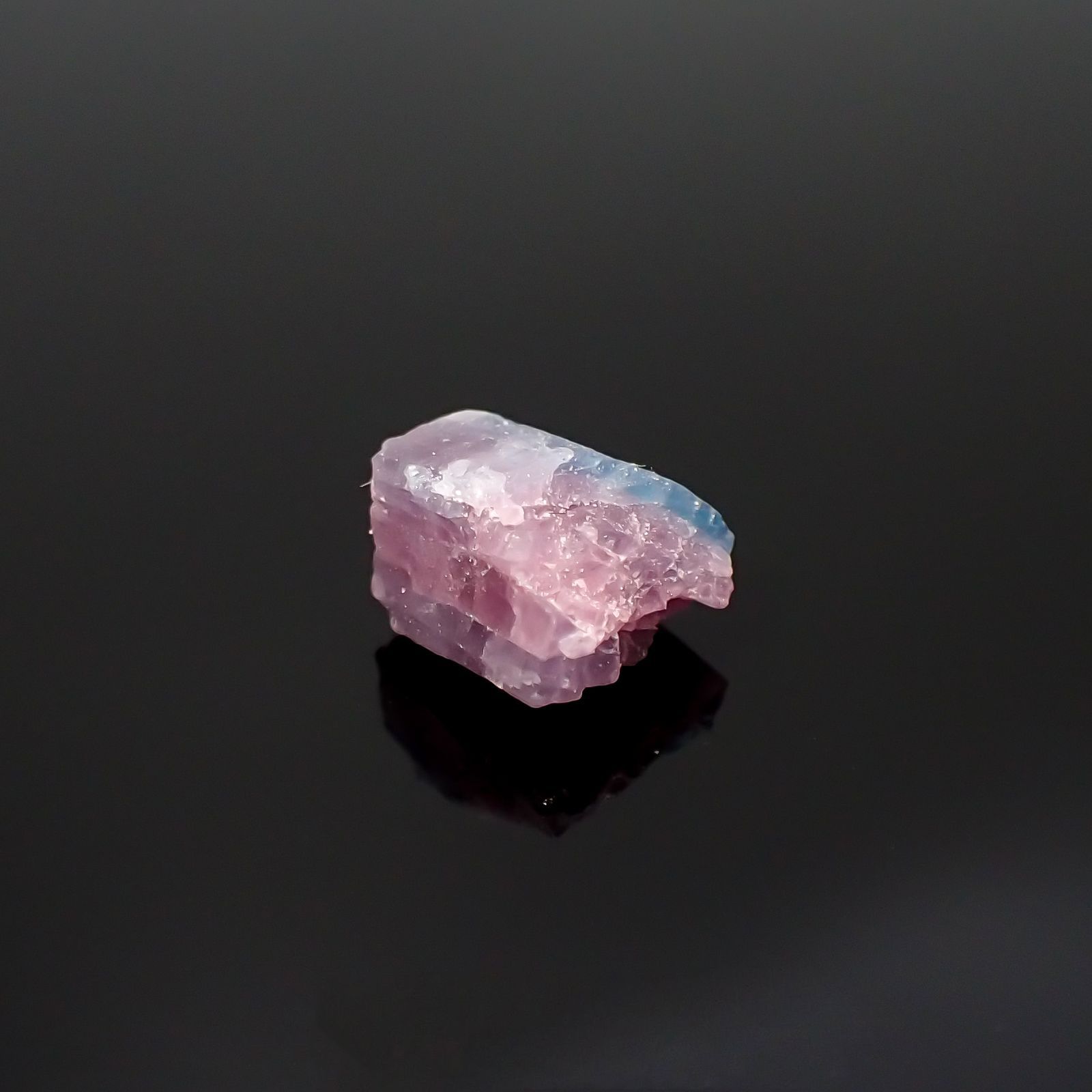 バイカラーパライバトルマリン 原石 ブラジル産 3.61ct[220516004]9.7x8.3mm前後