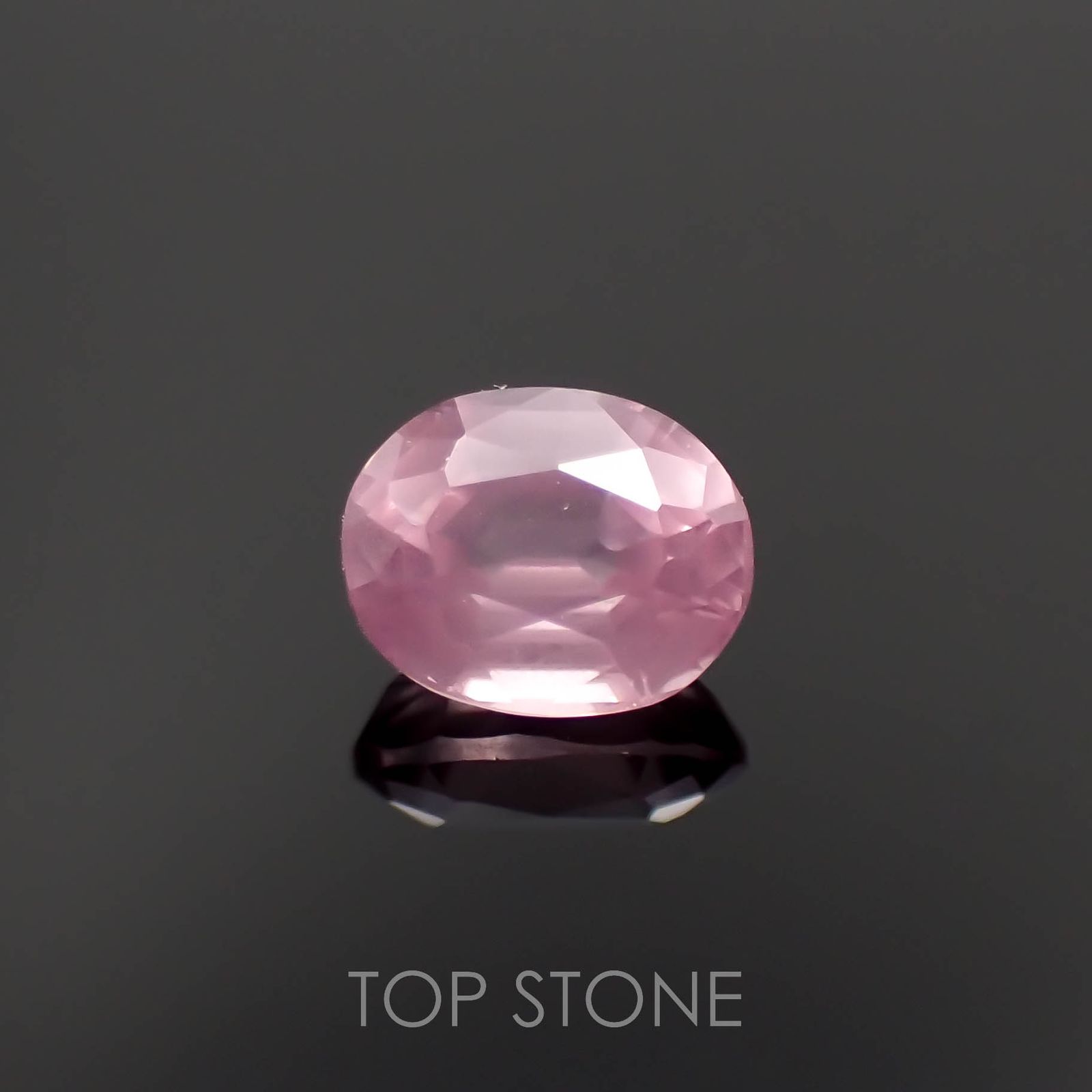 シルキーピンクスピネル(宝石名スピネル)タンザニア産 0.40ct 識別済[221219488]4.7x3.8mm前後