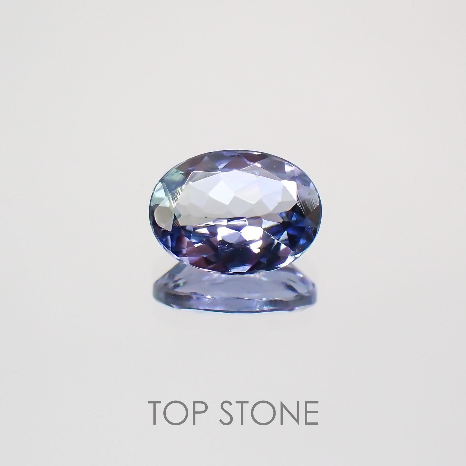 パーティーカラータンザナイト タンザニア産 ルース 0.81ct[210410409]6.9×5.1mm前後