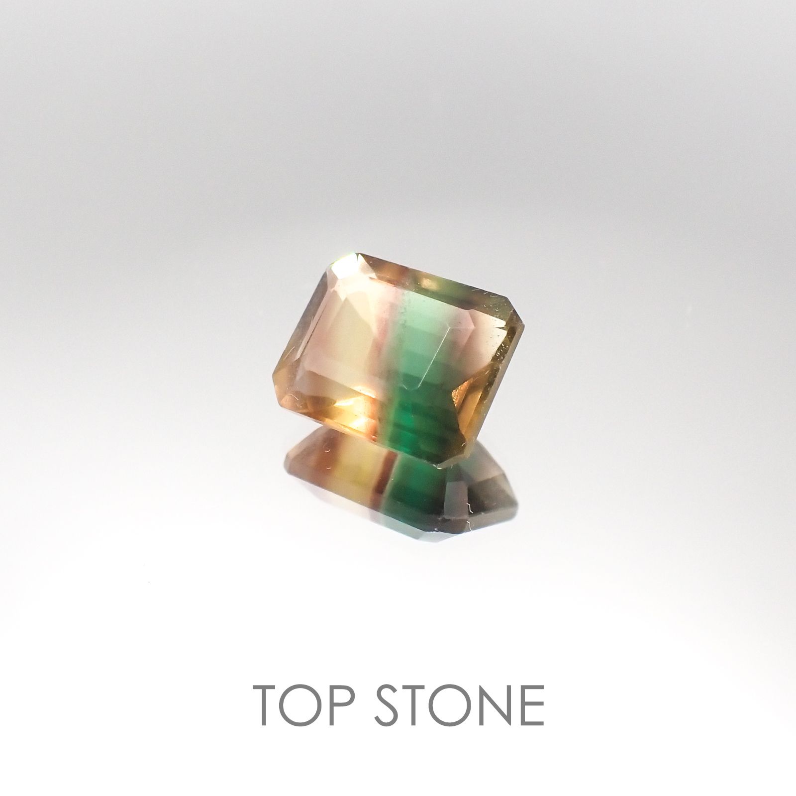 バイカラーフローライト ブラジル産 ルース 5.31ct[20095596]11×8.9mm前後