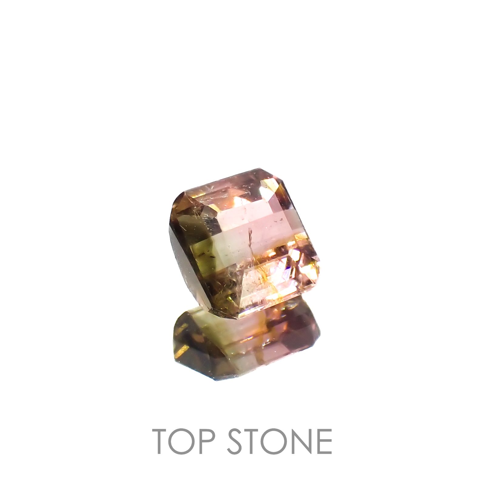 バイカラートルマリン(宝石名トルマリン)アフガニスタン産 0.66ct 識別済[221219562]4.6x5mm前後