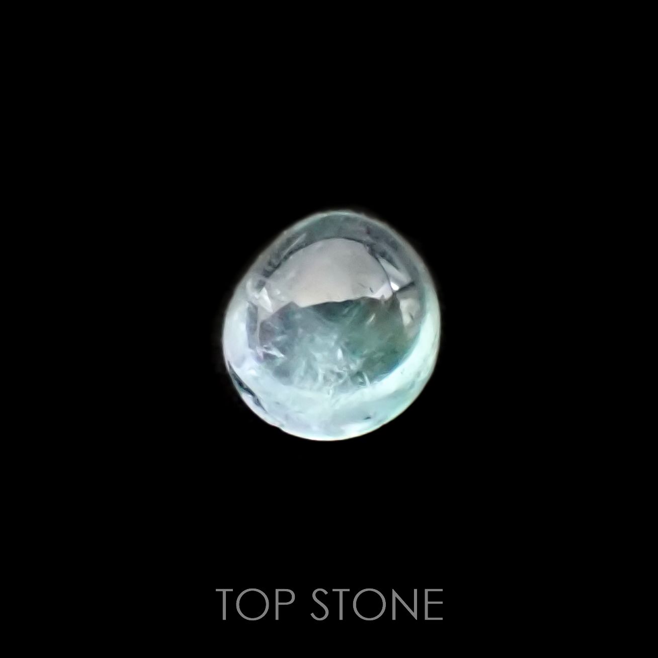 ブルーコーネルピン(宝石名コーネルピン)タンザニア産 0.22ct 識別済[220817349]4.5x3.6mm前後