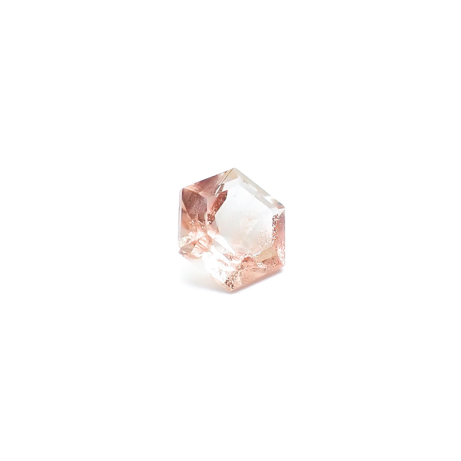 ◇ヘキサゴンカット◇オレゴンサンストーン アメリカ・オレゴン州産 0.65ct / 5.5x5.5mm前後 [260732644]