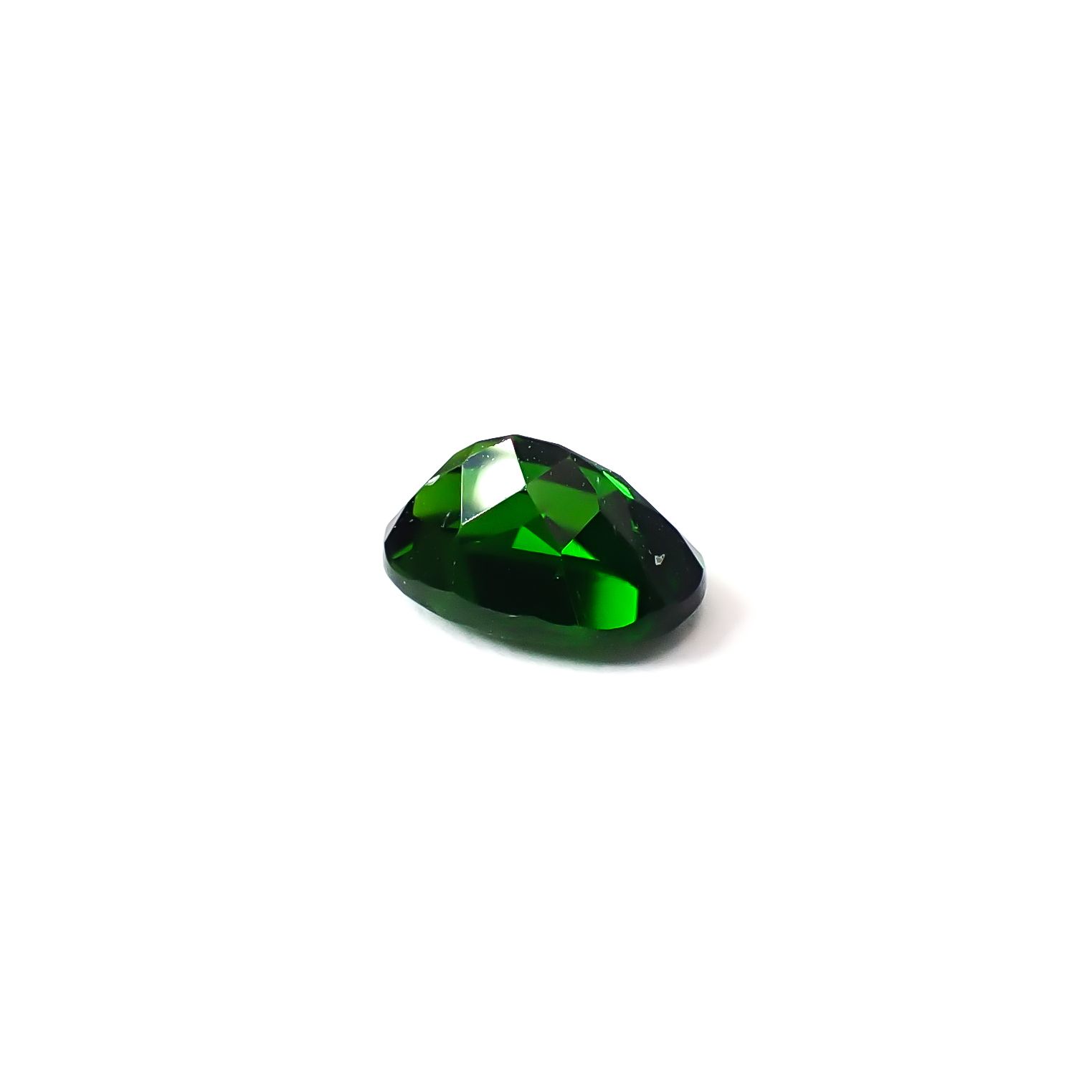 クロムダイオプサイド(宝石名クロム・ダイオプサイド)ロシア産 識別済 0.99ct / 7.1x5.2mm前後 [260432093]