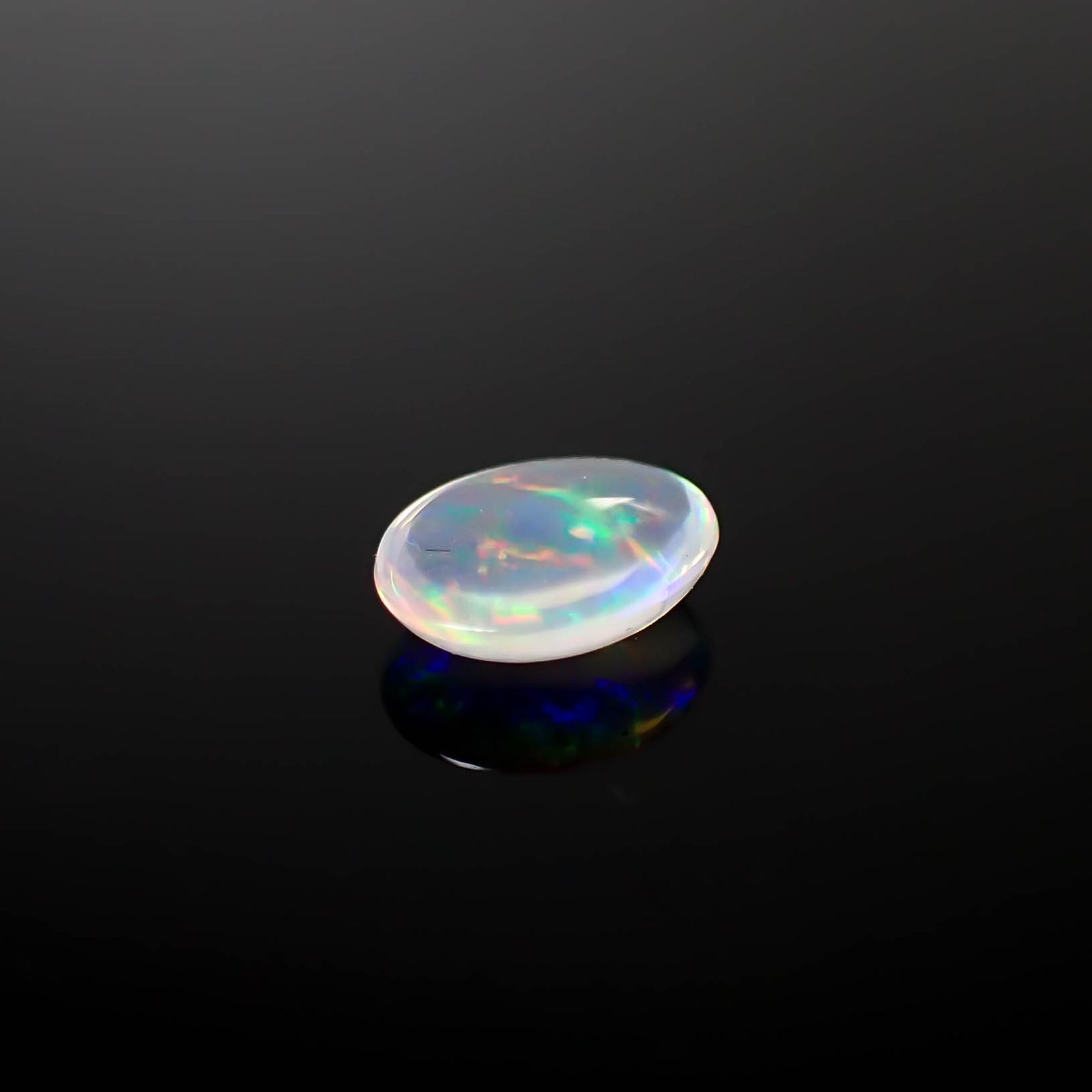 ウォーターオパール メキシコ産 0.40ct[240929084]6.9x5.5mm前後