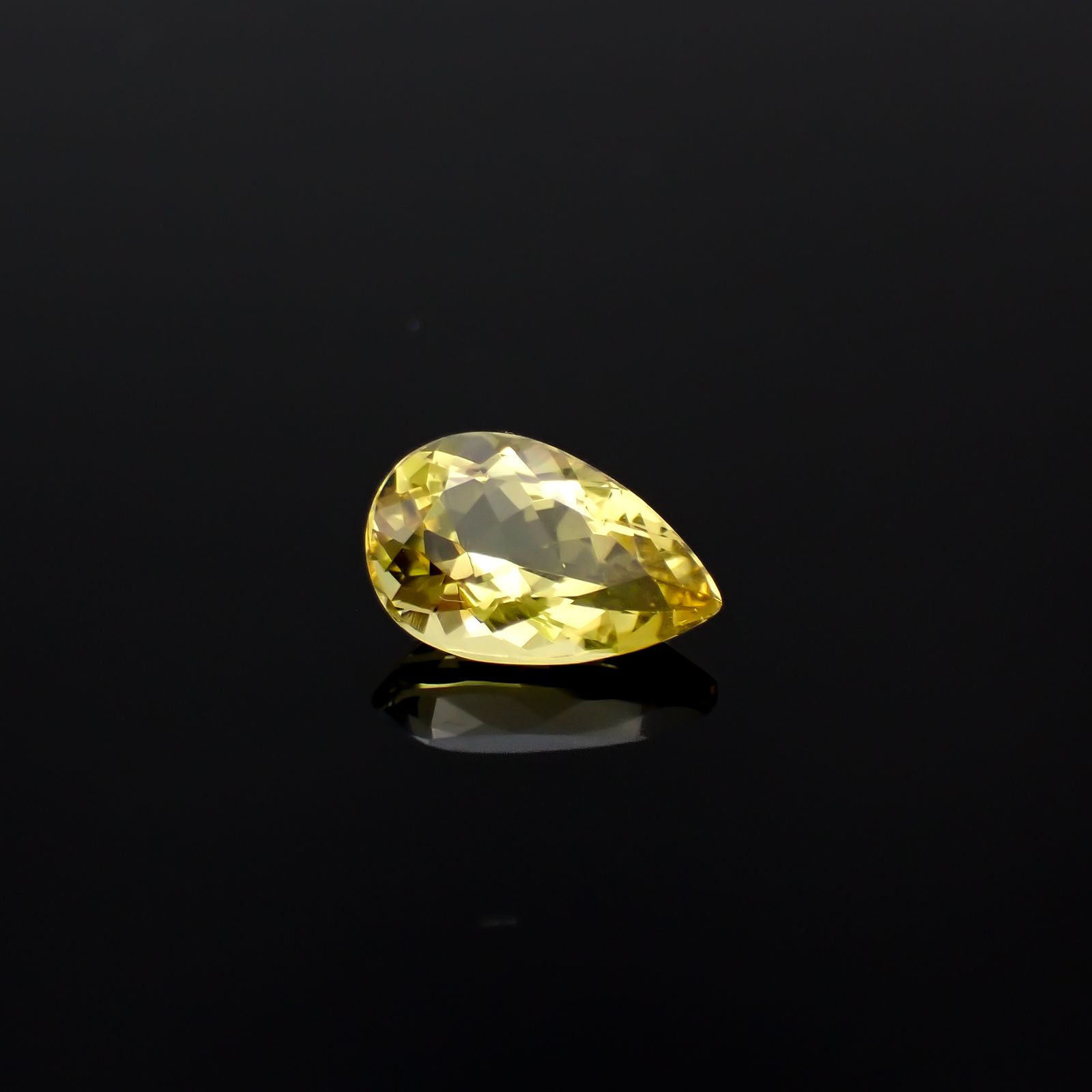 イエローベリル ブラジル産 1.76ct[240728550]10.7x6.9mm前後