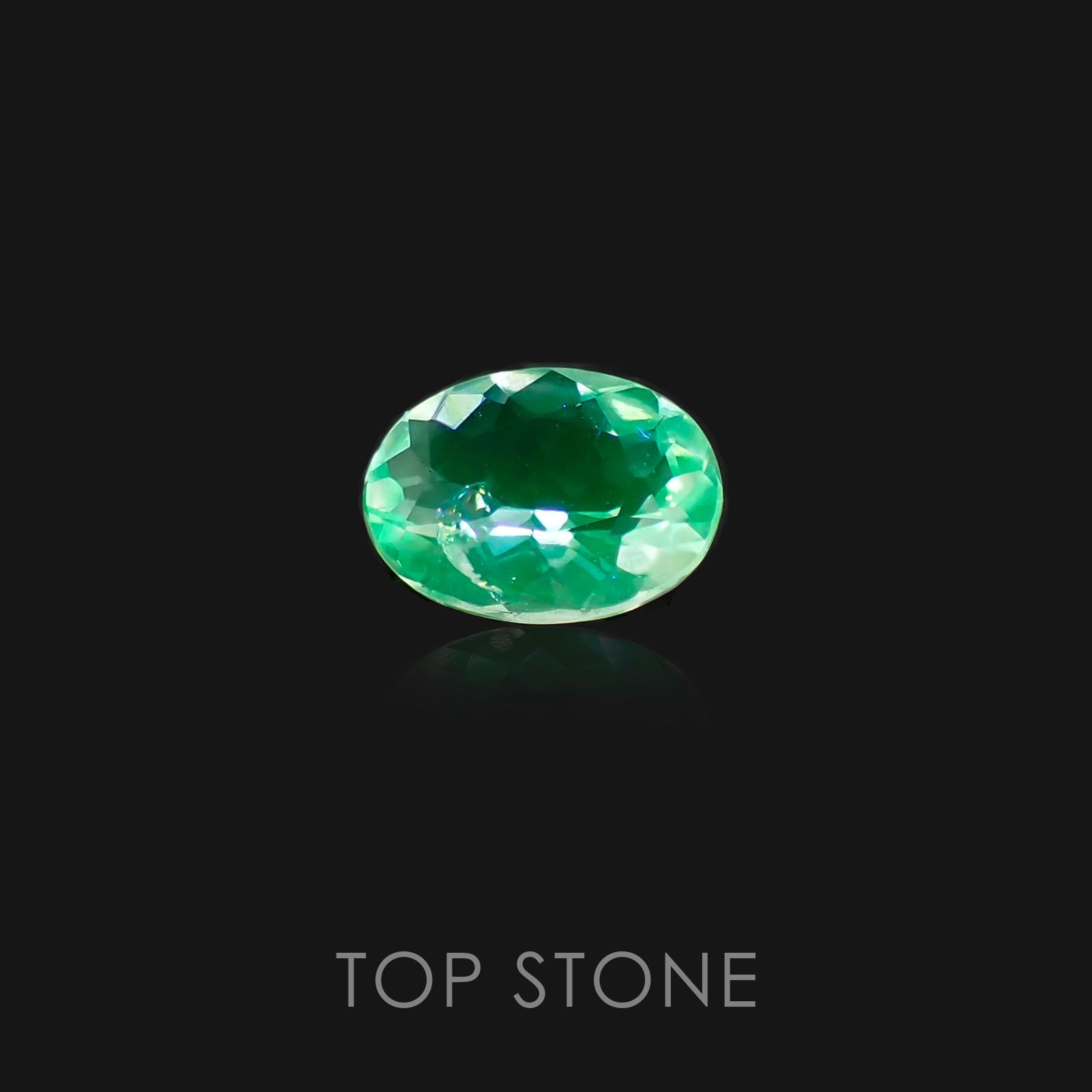 ハイアライトオパール メキシコ産 ルース 0.68ct[20085233]7.4×5.4mm前後