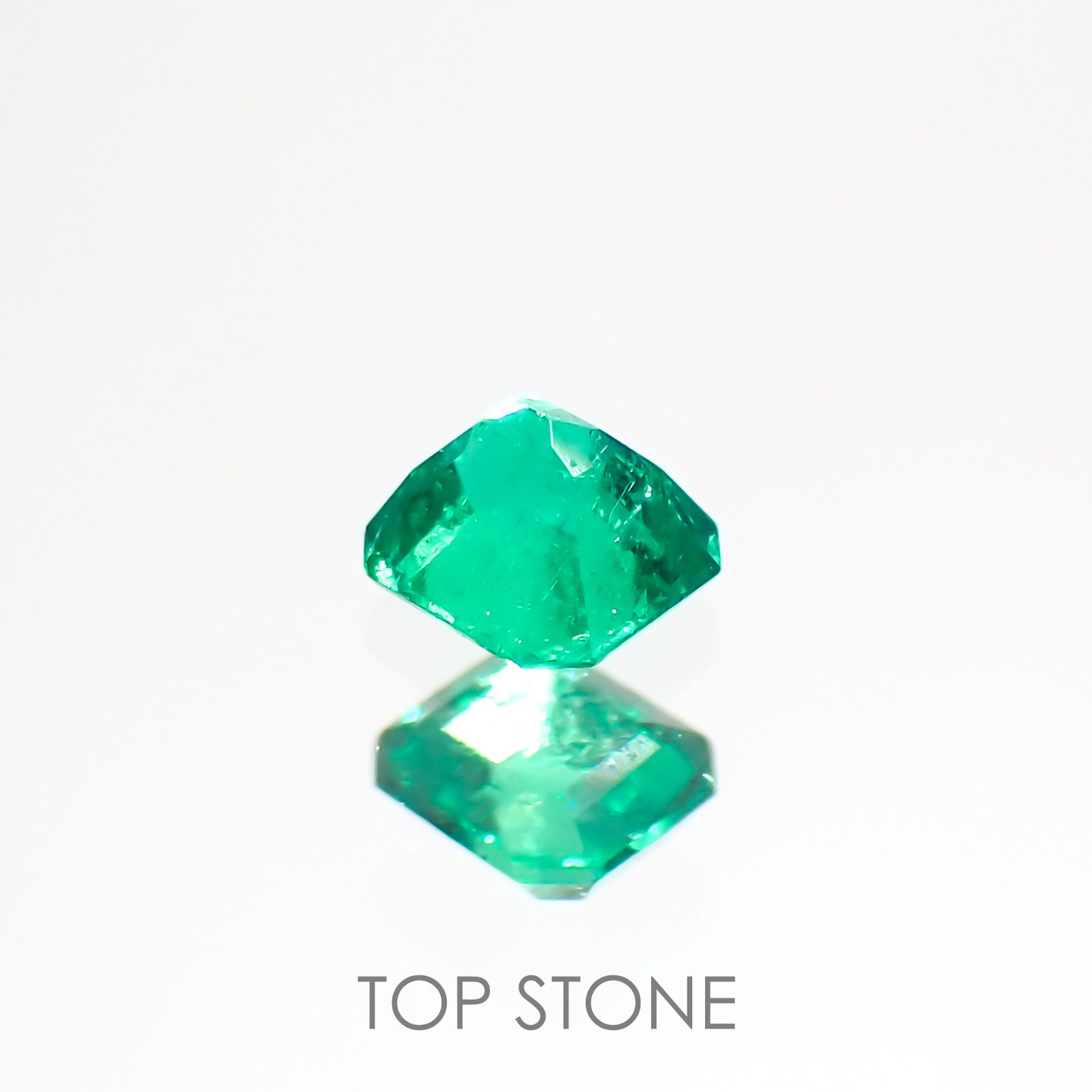 エメラルド コロンビア産 ルース 0.11ct[201912836]2.9×2.7mm前後