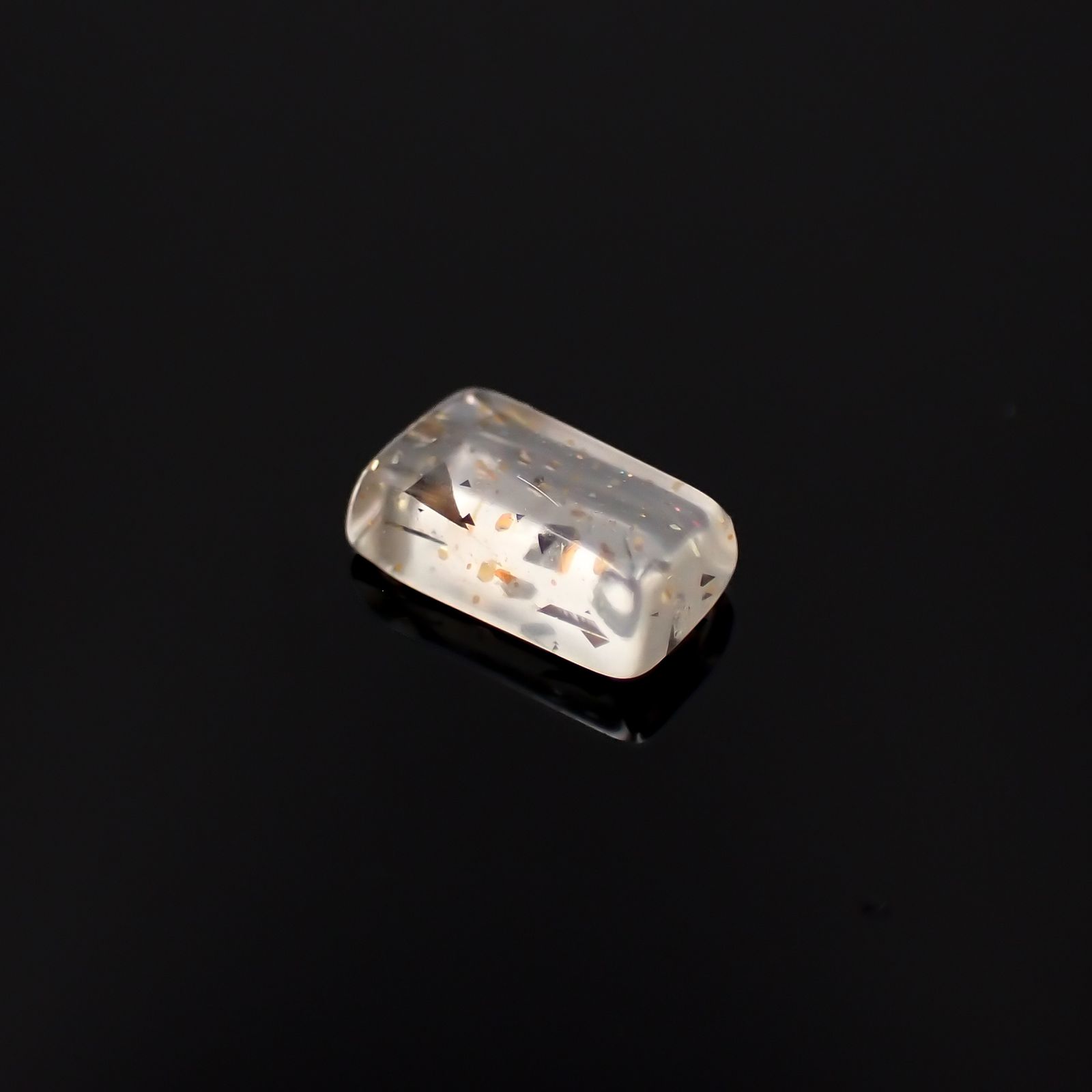 レインボーラティスサンストーン オーストラリア産 0.37ct[230321091]5.8x3.2mm前後