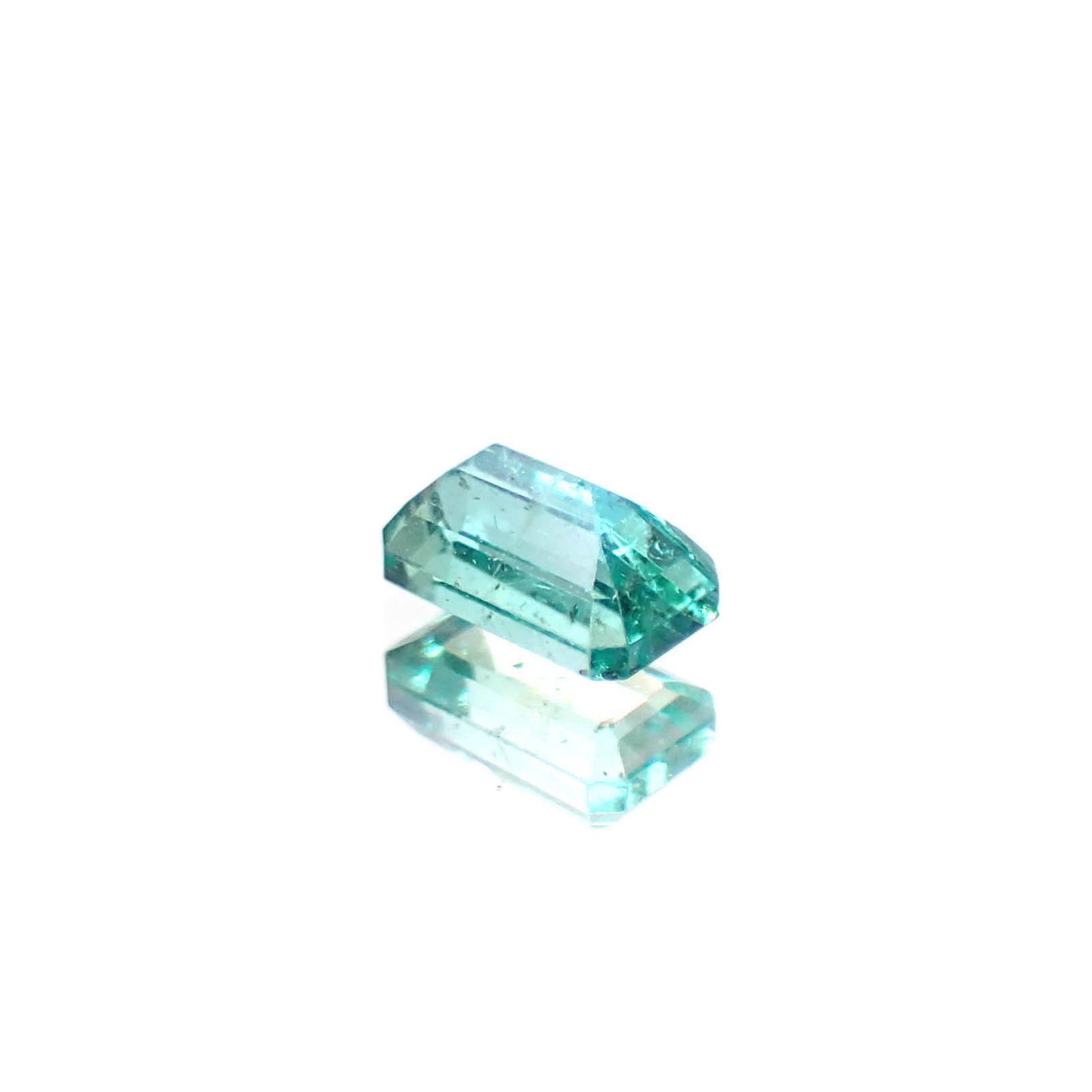 エメラルド ザンビア産 0.31ct [250430230]4.9x2.9mm前後
