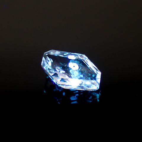◇カスタムカット◇オイルインクォーツ パキスタン産 0.78ct [240218544]8.6x5.5mm前後