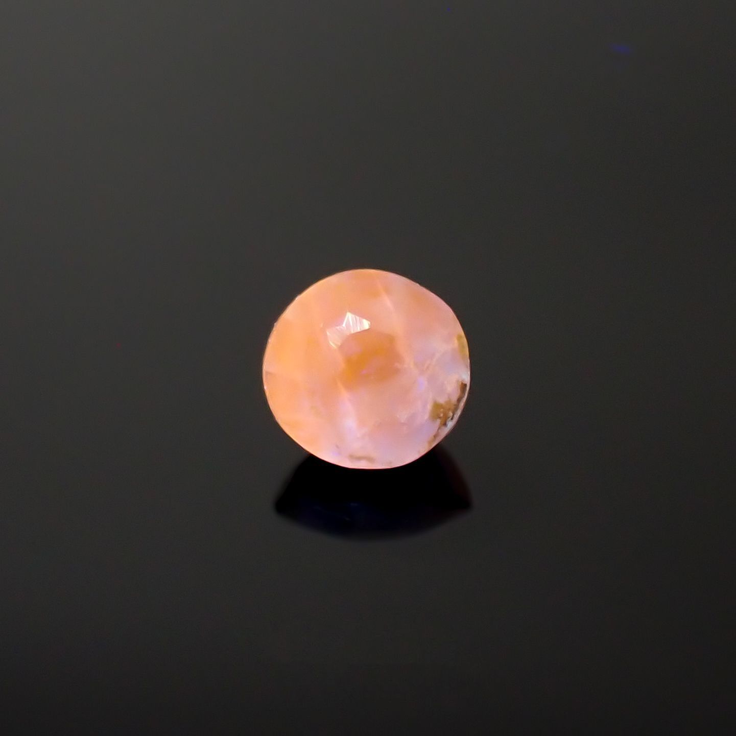 アフガナイト フルオレッセンス(宝石名アフガナイト)アフガニスタン産 0.12ct 識別済[230220449]3.3x3.2mm前後