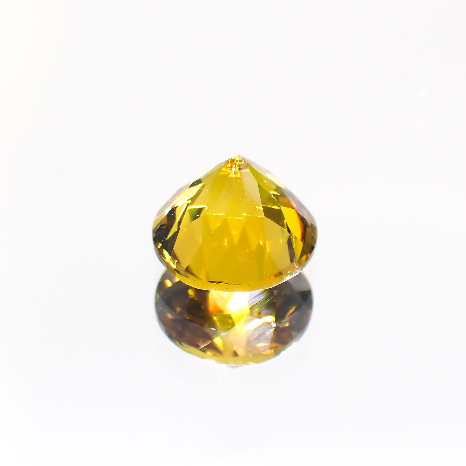 グロッシュラーアンドラダイトガーネット(宝石名グロッシュラー/アンドラダイト・ガーネット)ナミビア産 1.36ct 識別済[220114307]6.4x6.4mm前後