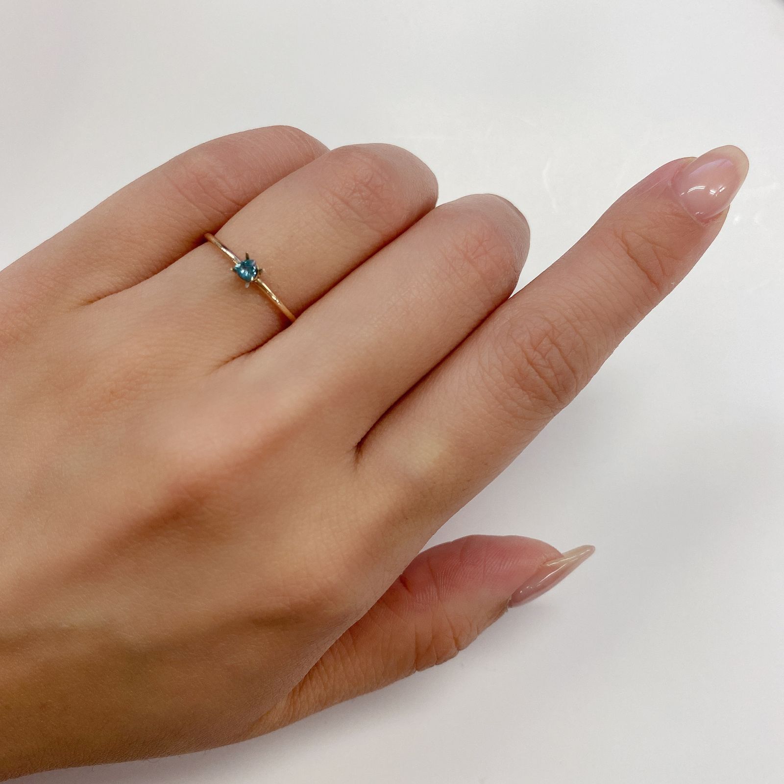 グランディディエライト マダガスカル産 ルース 0.07ct[21069851]2.6×2.6mm前後
