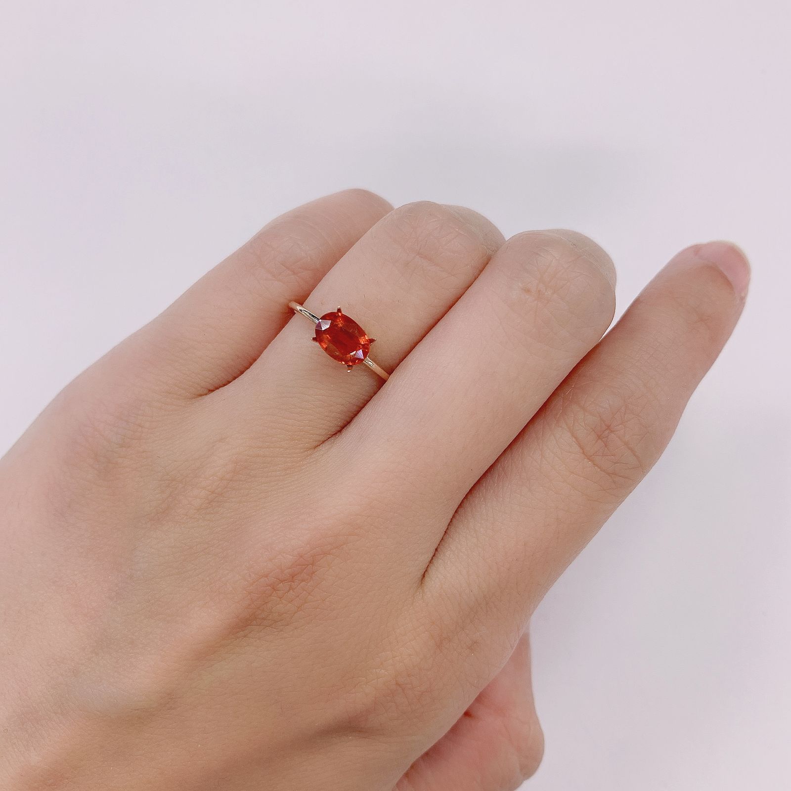 オレンジカイヤナイト(宝石名カイヤナイト) ネパール産 0.95ct 識別済[210812446]7×5mm前後