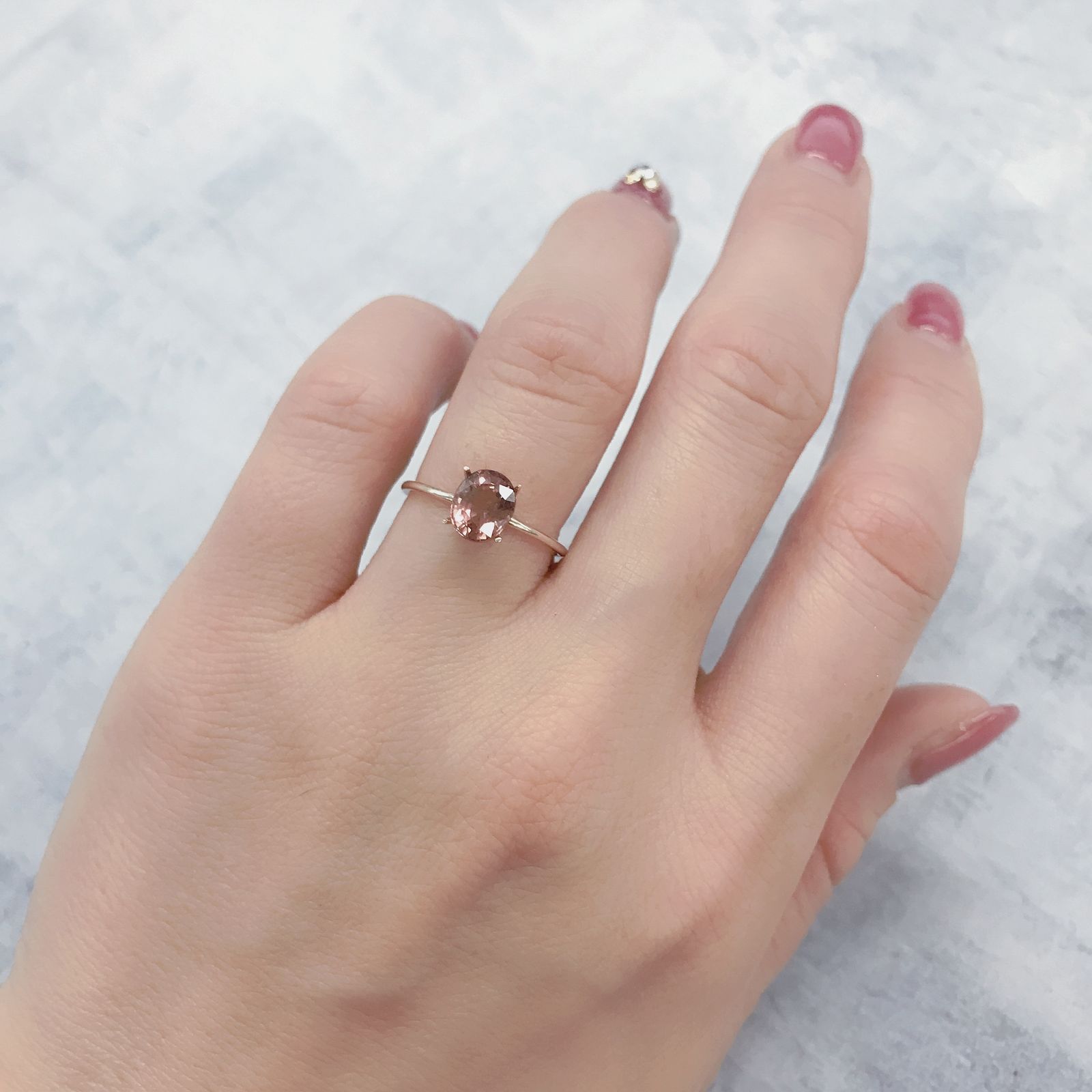 カラーシフトマラヤガーネット(宝石名ガーネット)タンザニア産 1.48ct 識別済[220115003]7x5.8mm前後