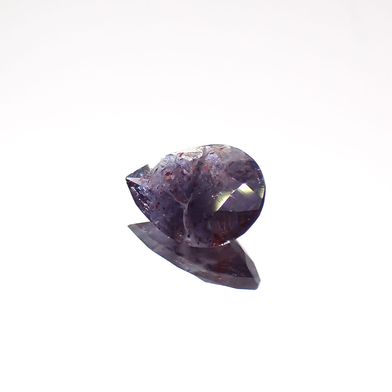 ブラッドショットアイオライト インド産 1.31ct[221219653]10.6x7.6mm前後