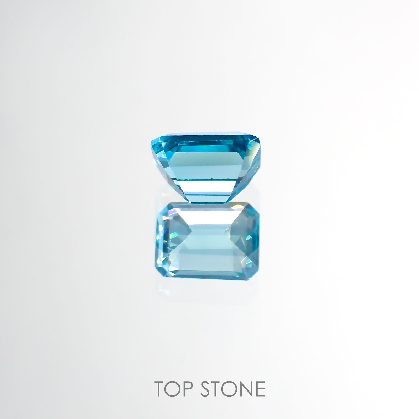 アパタイト(宝石名アパタイト) マダガスカル産 0.63ct 識別済[211013526]5.5×4mm前後