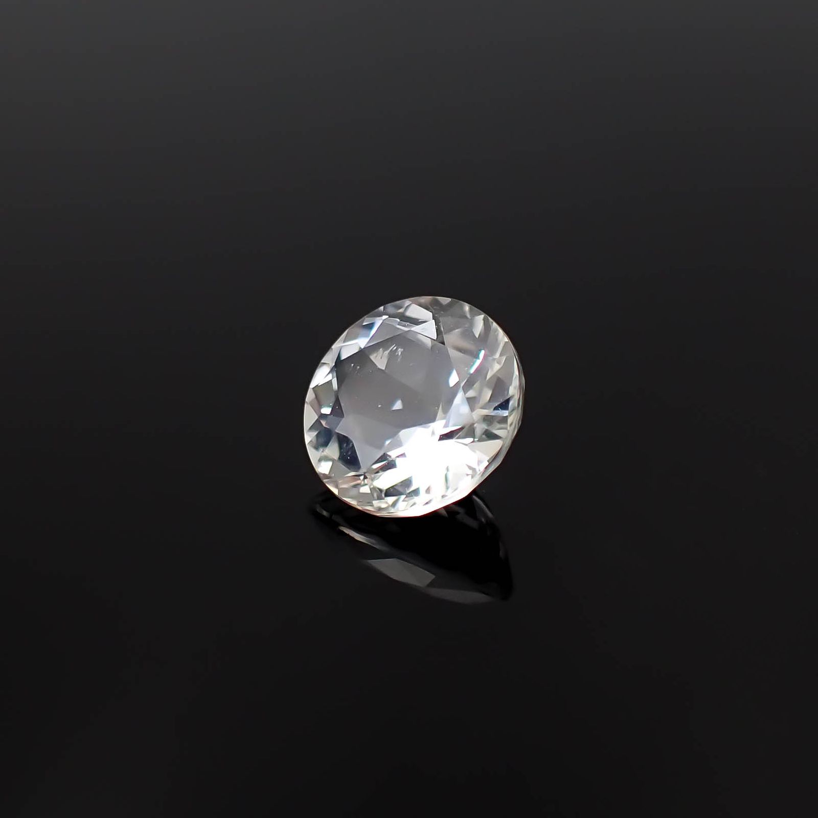 オーソクレース(宝石名ホワイト・オーソクレース)パキスタン産 1.79ct 識別済[250530439]8.3x8.3mm前後