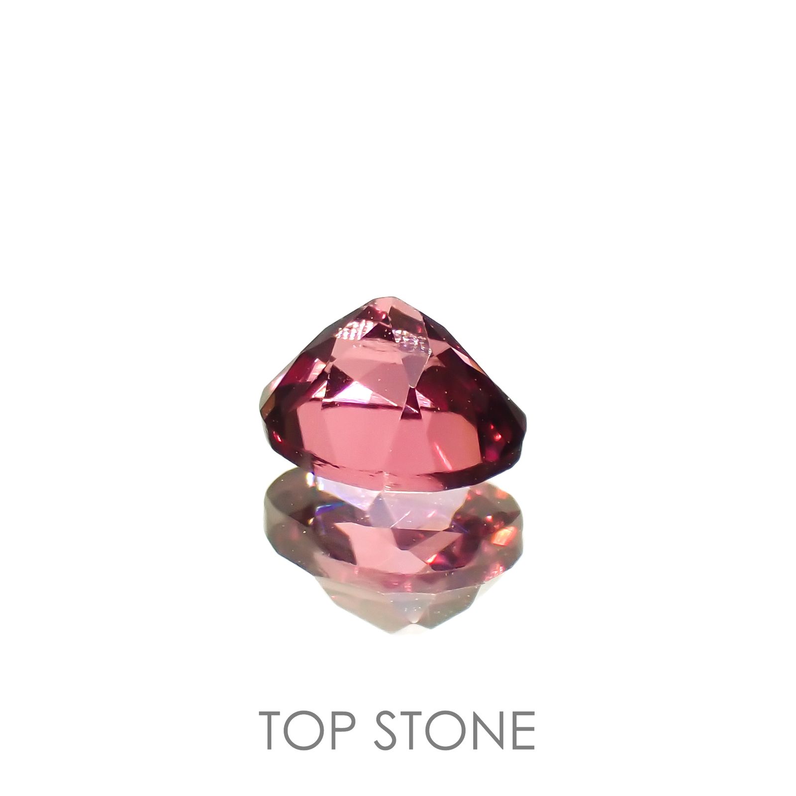 カラーシフトマラヤガーネット タンザニア産 0.42ct[230120281]4.8x3.8mm前後