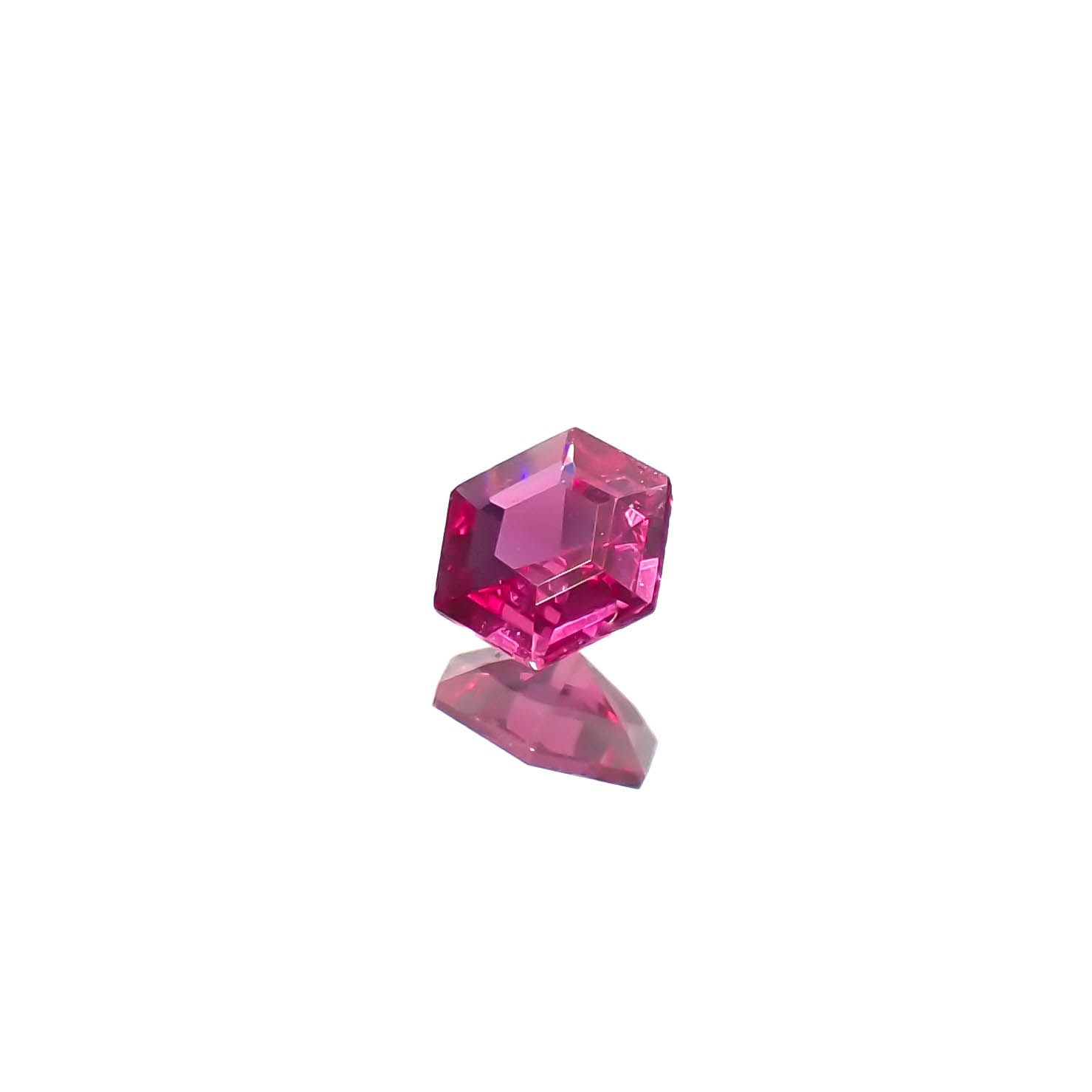 ◇ヘキサゴンカット◇ルビー 非加熱 モザンビーク産 0.11ct[240427101]3x3mm前後