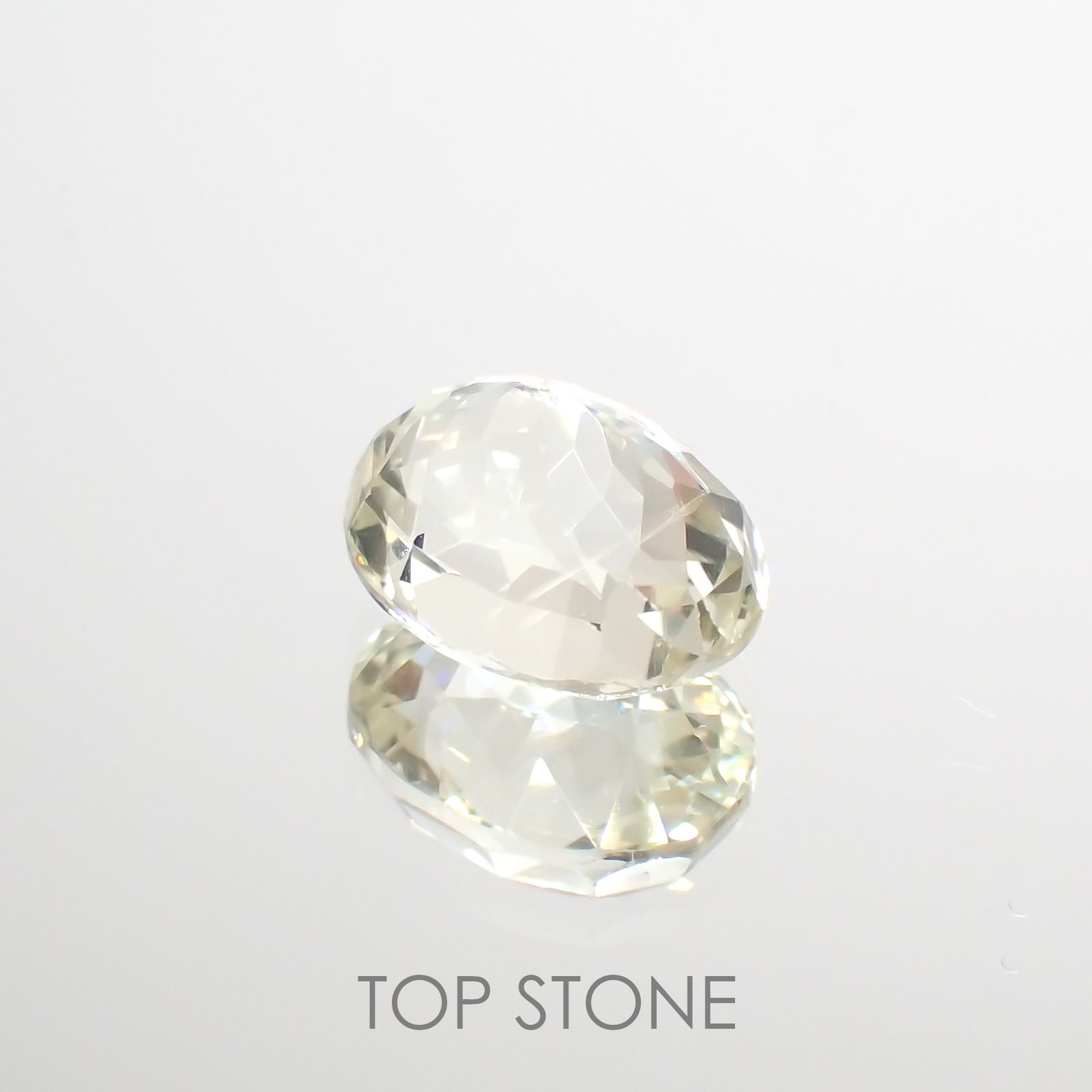 スポジュミン(宝石名スポジュミン)アフガニスタン産 4.47ct 識別済[211113707]10.8x8.4mm前後