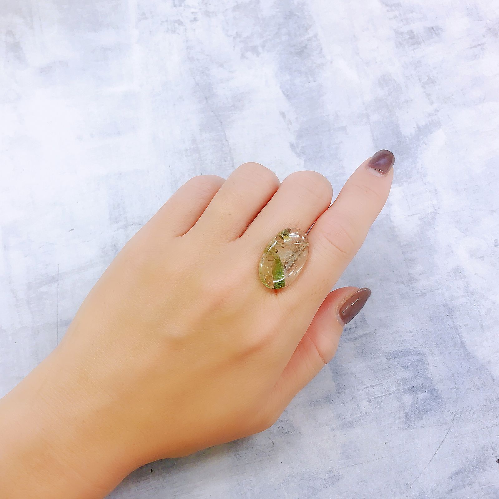 グリーントルマリンインクォーツ ブラジル・ミナスジェライス州産 13.75ct[221018304]22.7x14.6mm前後