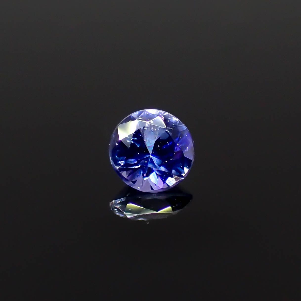 ベニトアイト アメリカ・カリフォルニア州産 0.062ct[240527381]2.4x2.4mm前後