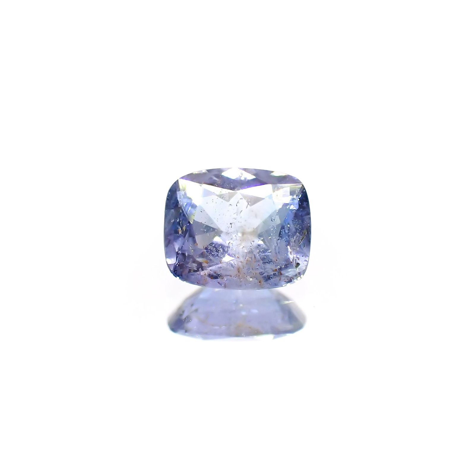 ジェレメジェバイト(宝石名エレメージェバイト)ナミビア産 ソ付(彩珠) 0.536ct / 5.8x4.8mm前後 [220717077]
