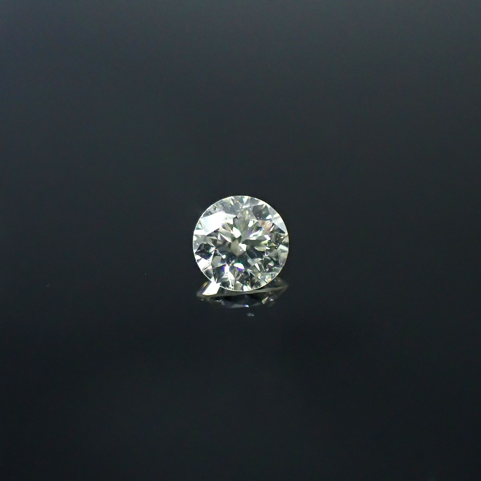 ダイヤモンド SI1-VS/TTLC ハート&キューピッド 0.056ct / 2.4x2.4mm前後 [251031174]