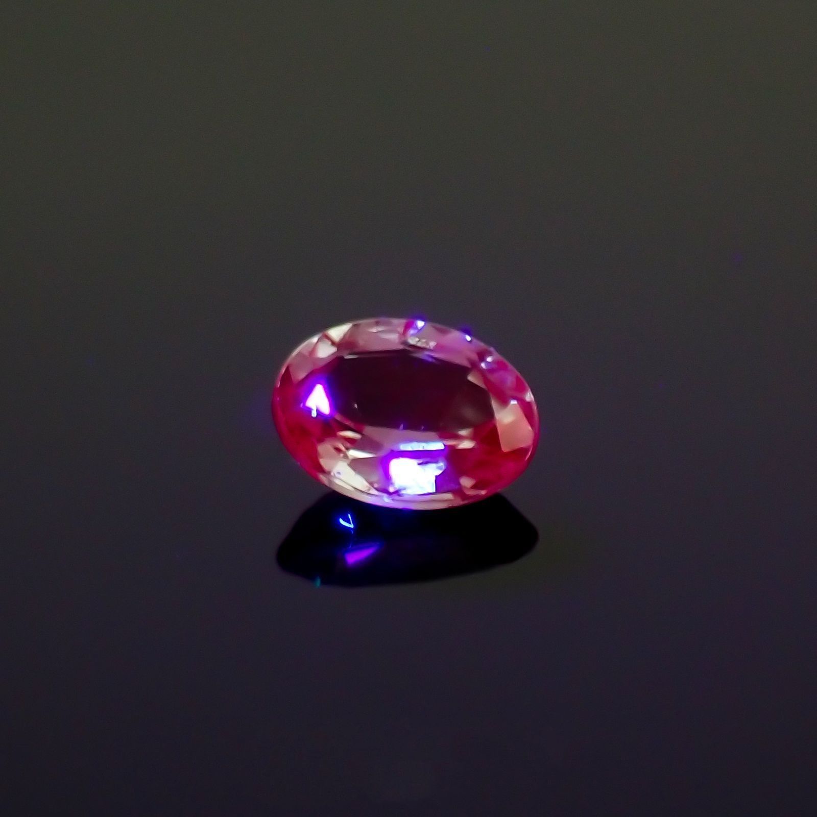 アレキサンドライト(宝石名アレキサンドライト) ブラジル産 0.11ct 識別済[250711865]3.3×2.5mm前後