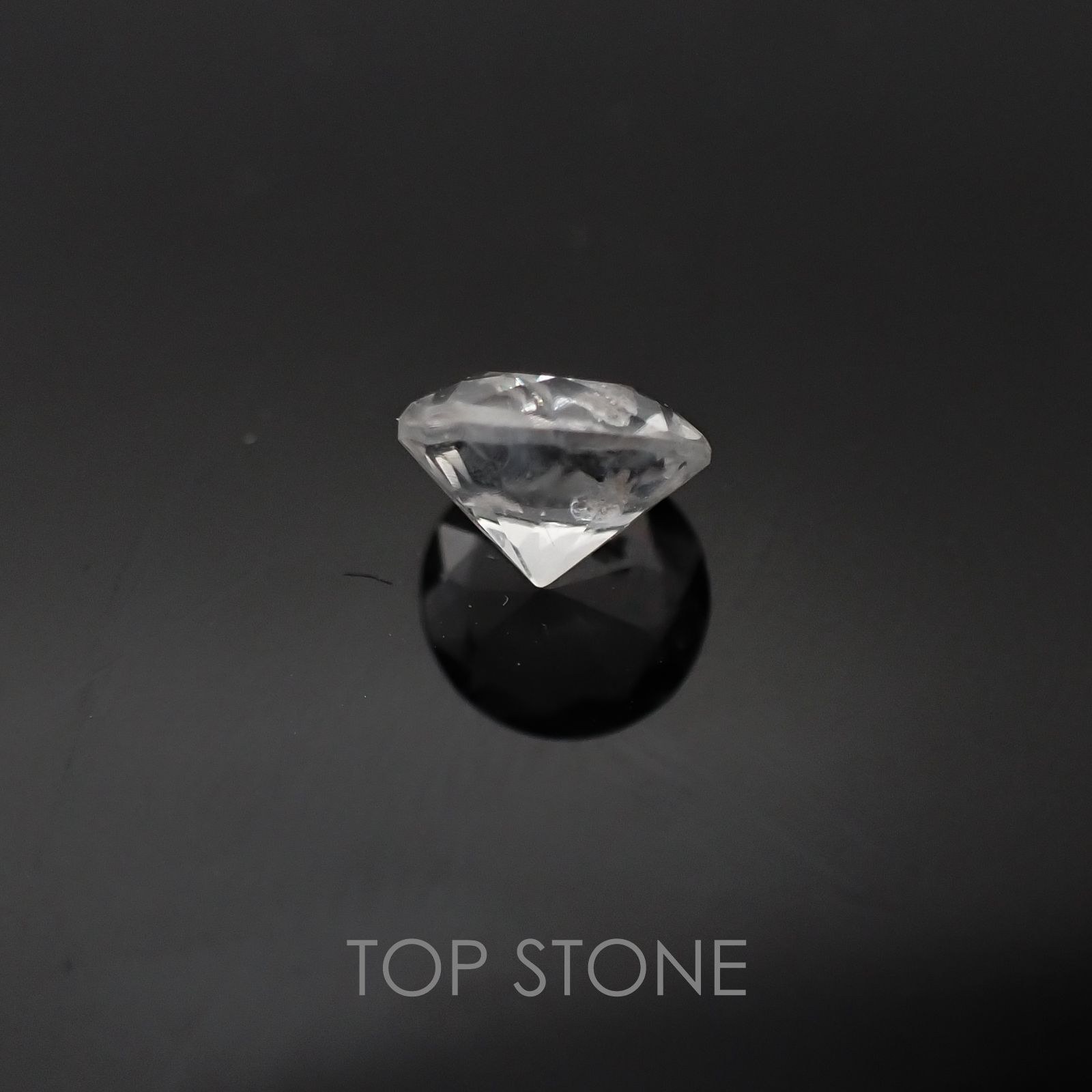 ハイアライトオパール メキシコ産 ルース 0.66ct[20085260]6.2×6.1mm前後
