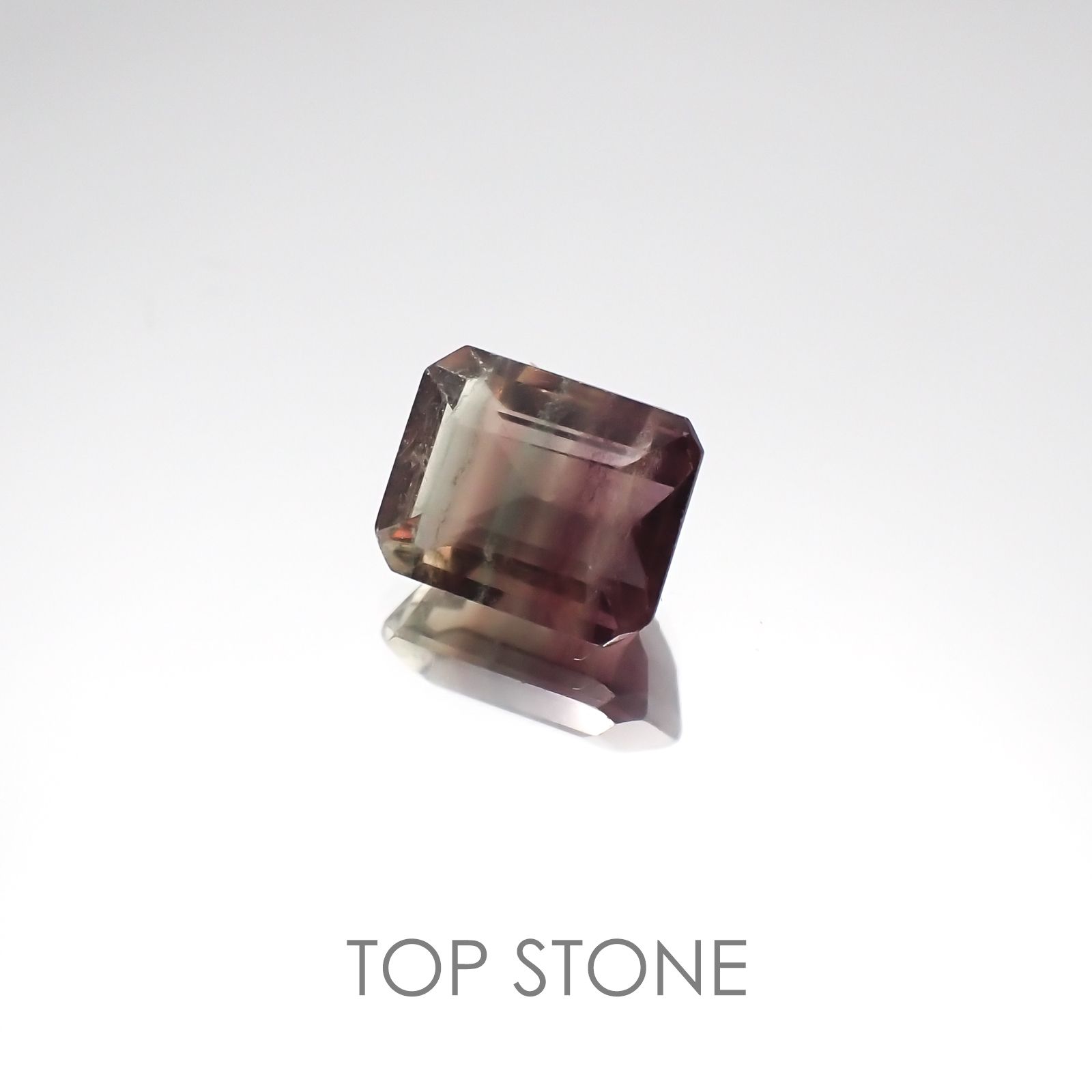 バイカラーフローライト ブラジル産 ルース 3ct[20128506]8.9×7.1mm前後