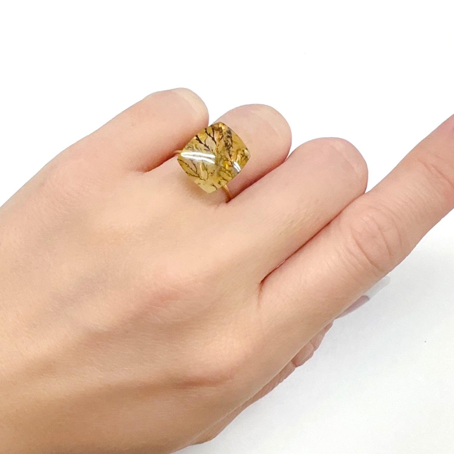デンドリチッククォーツ ブラジル産 5.91ct[231224907]14.1x11.9mm前後