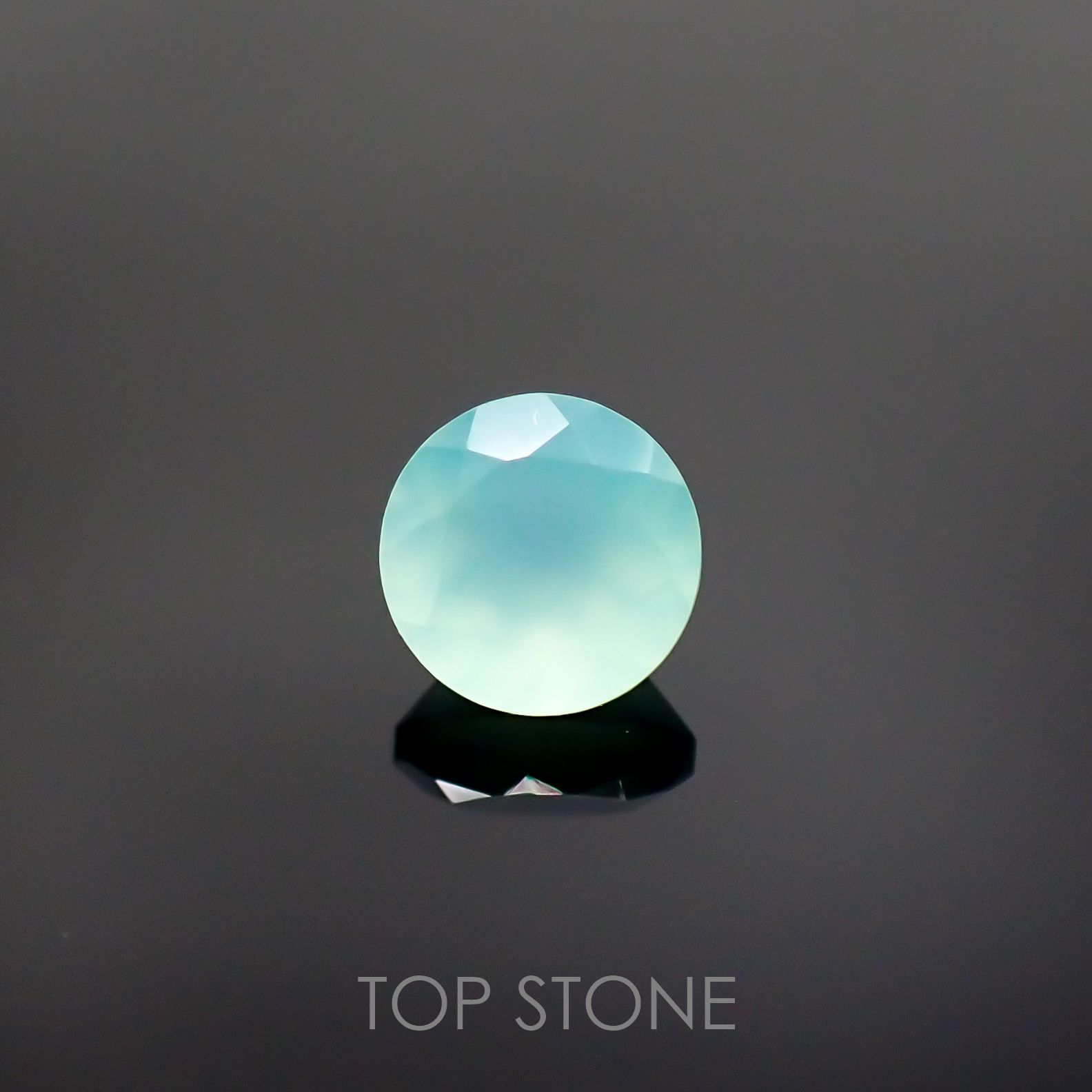 アクアプレーズ(宝石名ブルー グリーン・カルセドニー) 南アフリカ産 0.93ct 識別済[210912346]6.2×6.2mm前後