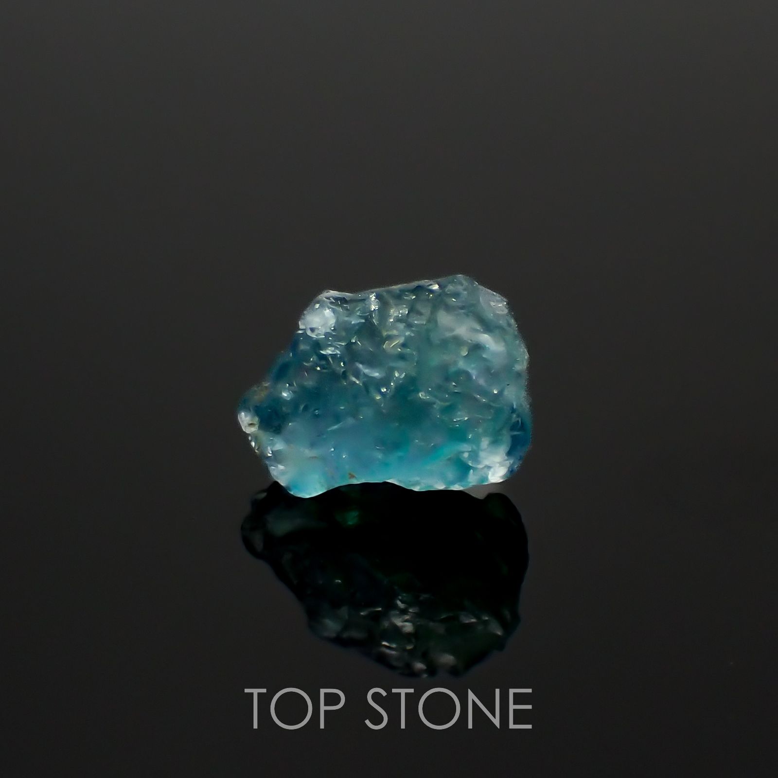 ブルーコーネルピン 原石 タンザニア産 2.14ct[221219193]9.9x7.4mm前後