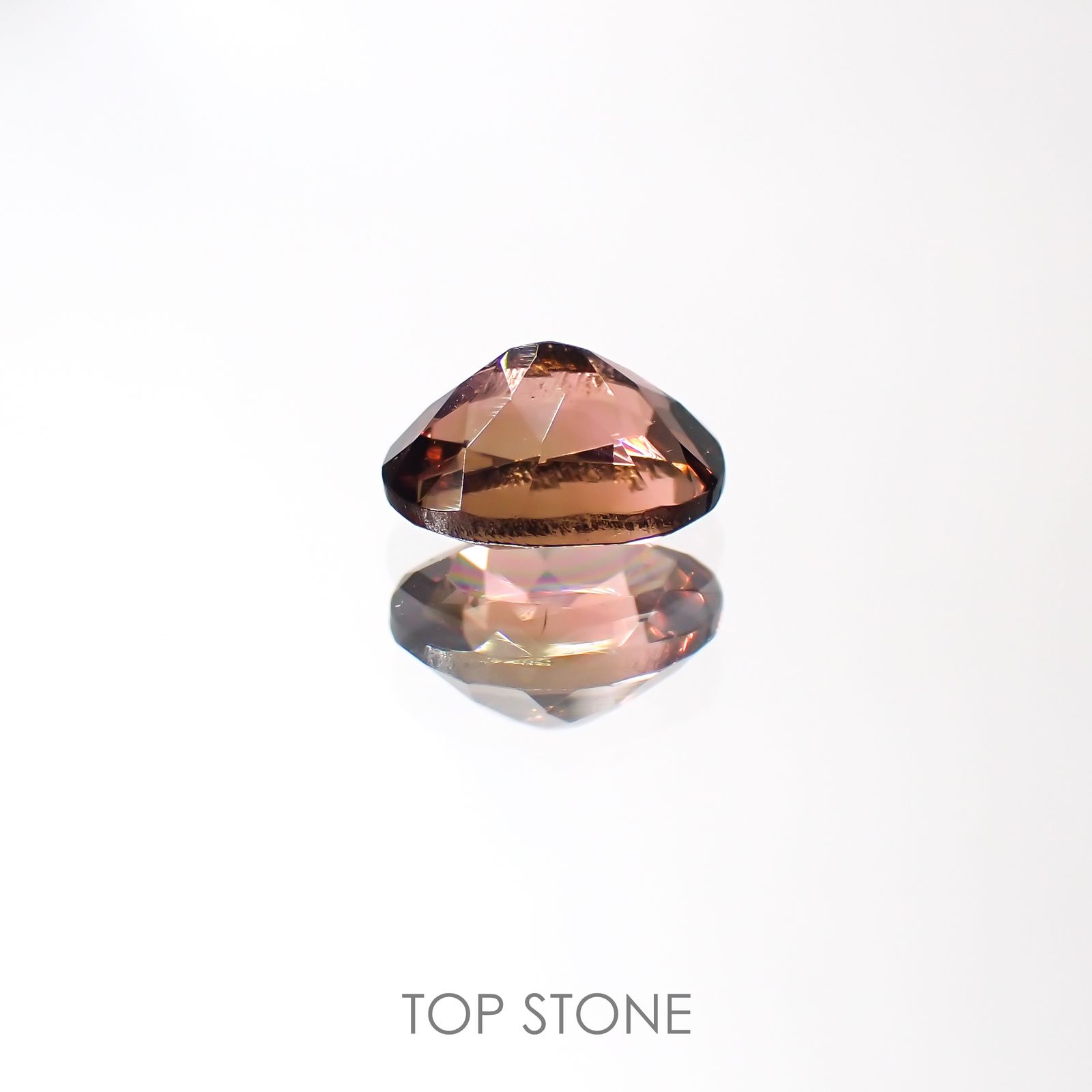 バイカラートルマリン(宝石名トルマリン) ブラジル/アフリカ産 0.95ct 識別済[211013570]7.2×5.1mm前後