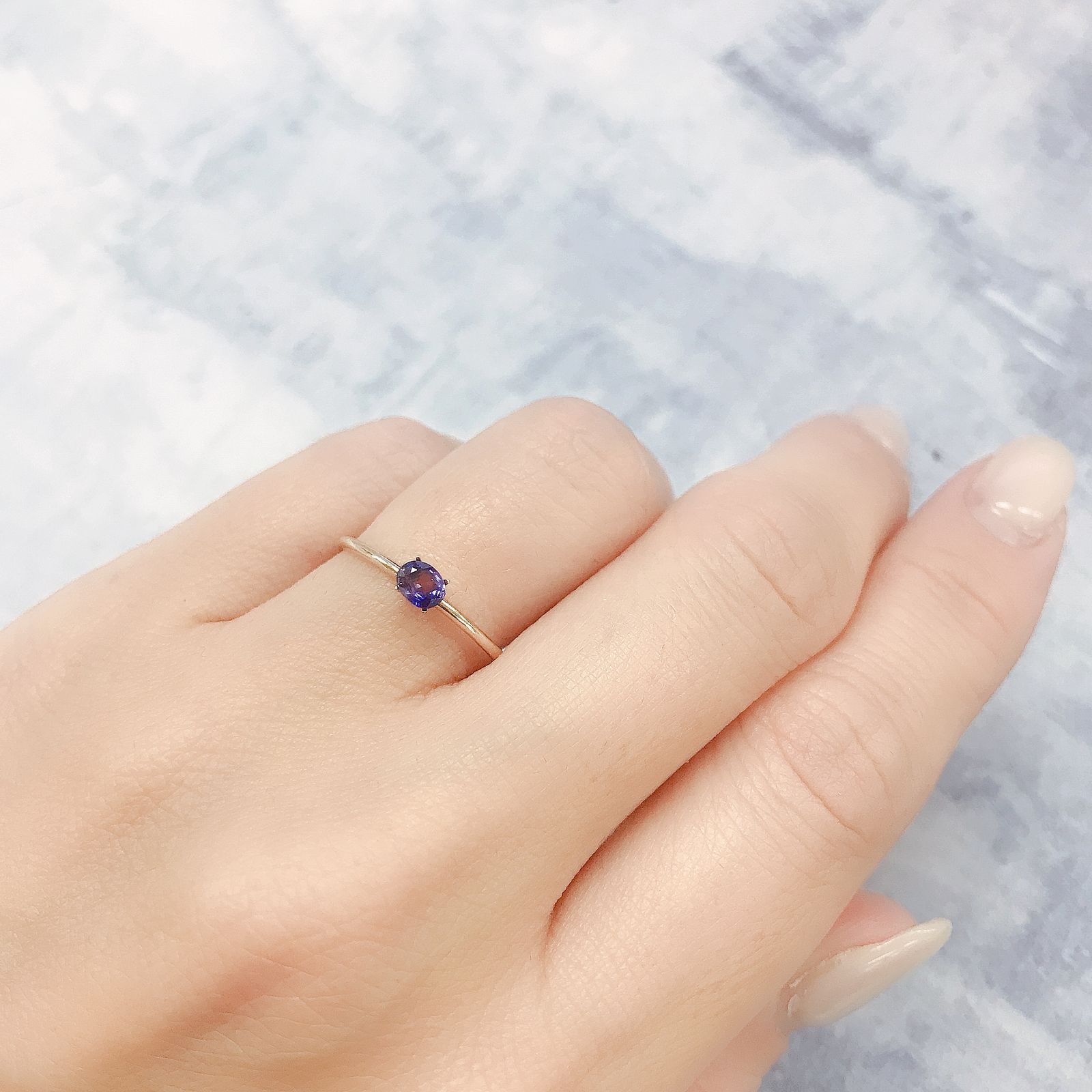 バイカラーサファイア(宝石名サファイア)タンザニア産 0.27ct 識別済[220616190]4x3mm前後
