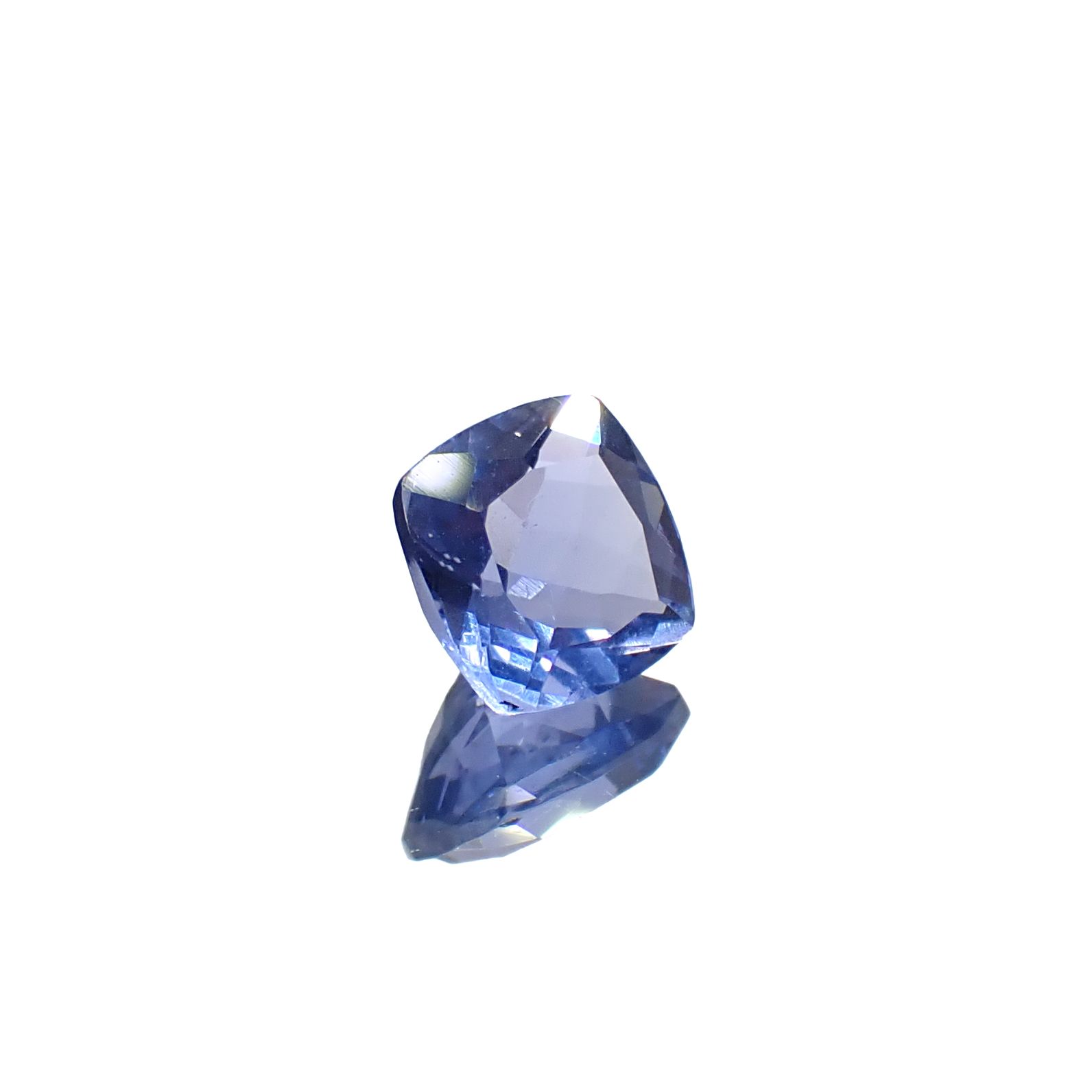 カラーチェンジフローライト ブラジル産 1.13ct[240728470]6.1x6.1mm前後