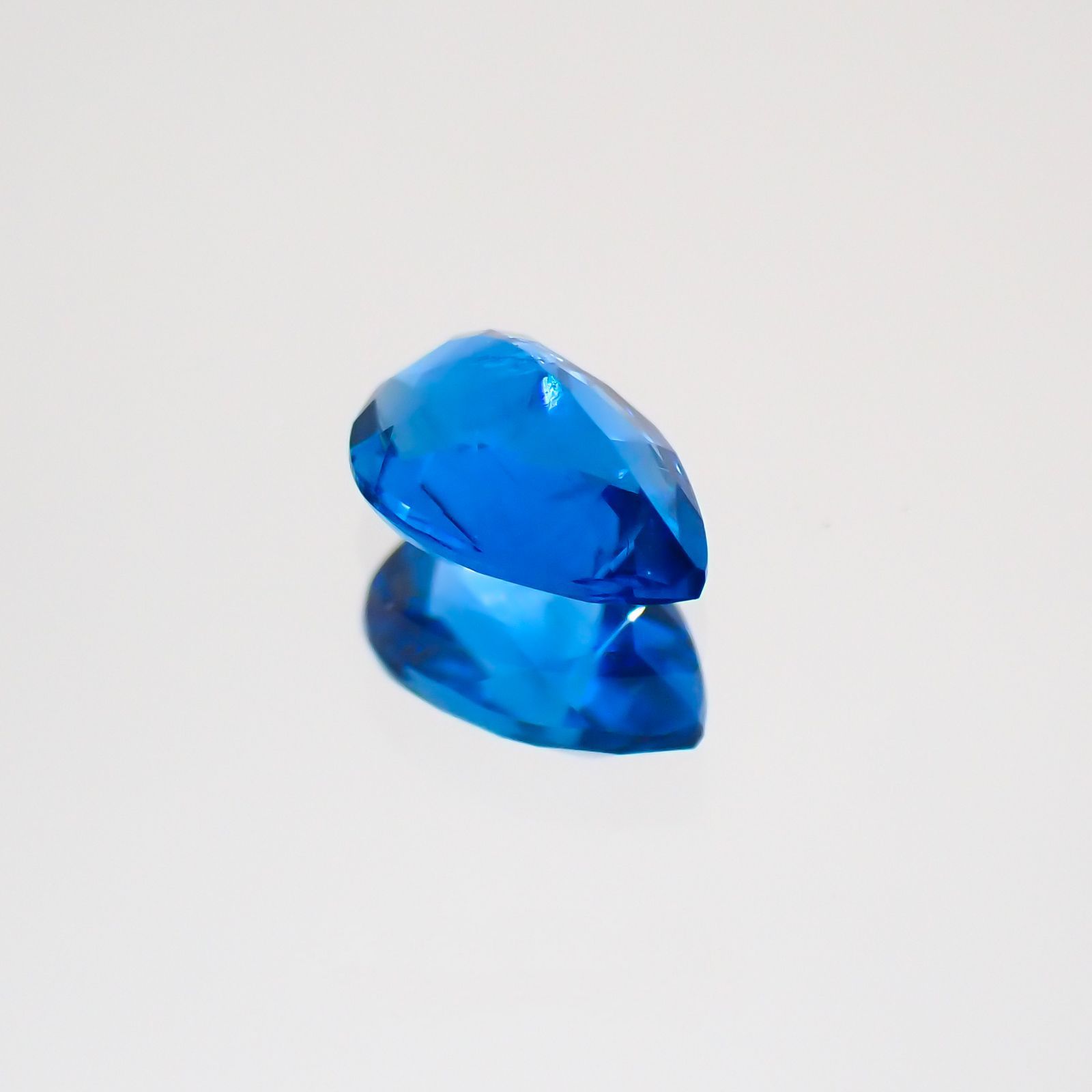 アウイナイト ドイツ産 ルース 0.15ct[21019338]4.4×3.1mm前後