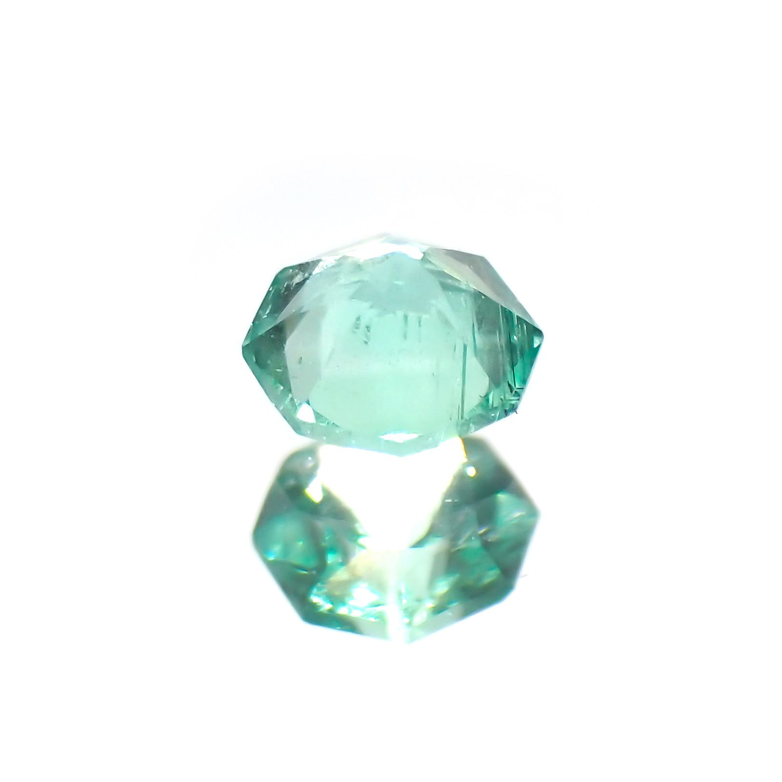 ◇オクタゴンカット◇エメラルド(宝石名エメラルド)ザンビア産 0.11ct 識別済[21018870]2.9x2.9mm前後