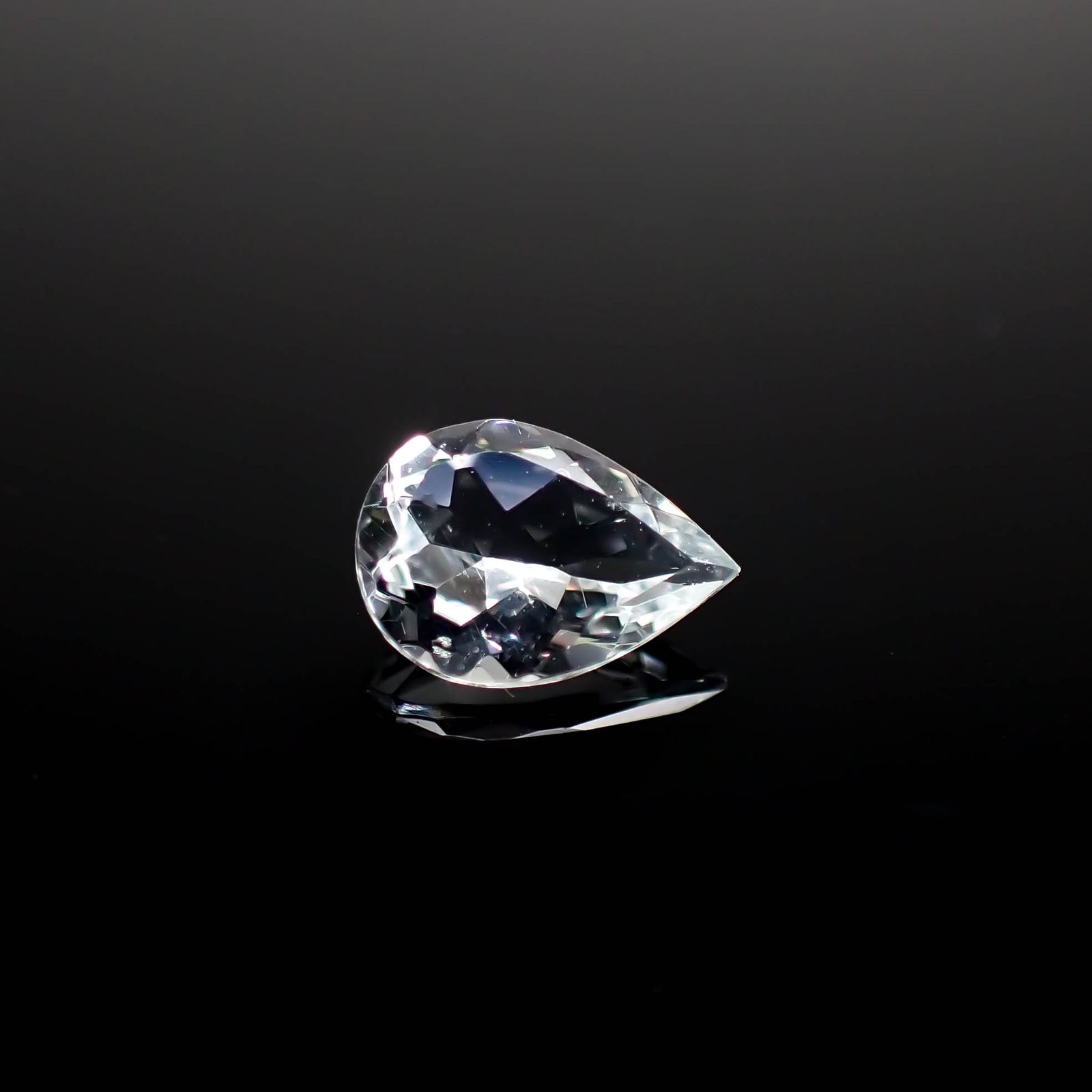 ゴッシェナイト パキスタン・ヒマラヤ産 0.50ct[240527452]7.1x5.1mm前後