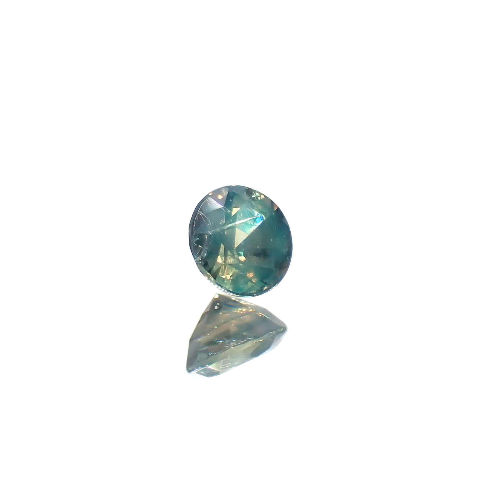 シルキーアレキサンドライト ブラジル・ミナスジェライス州ヘマチタ鉱山産 0.12ct[240627967]2.9x2.9mm前後